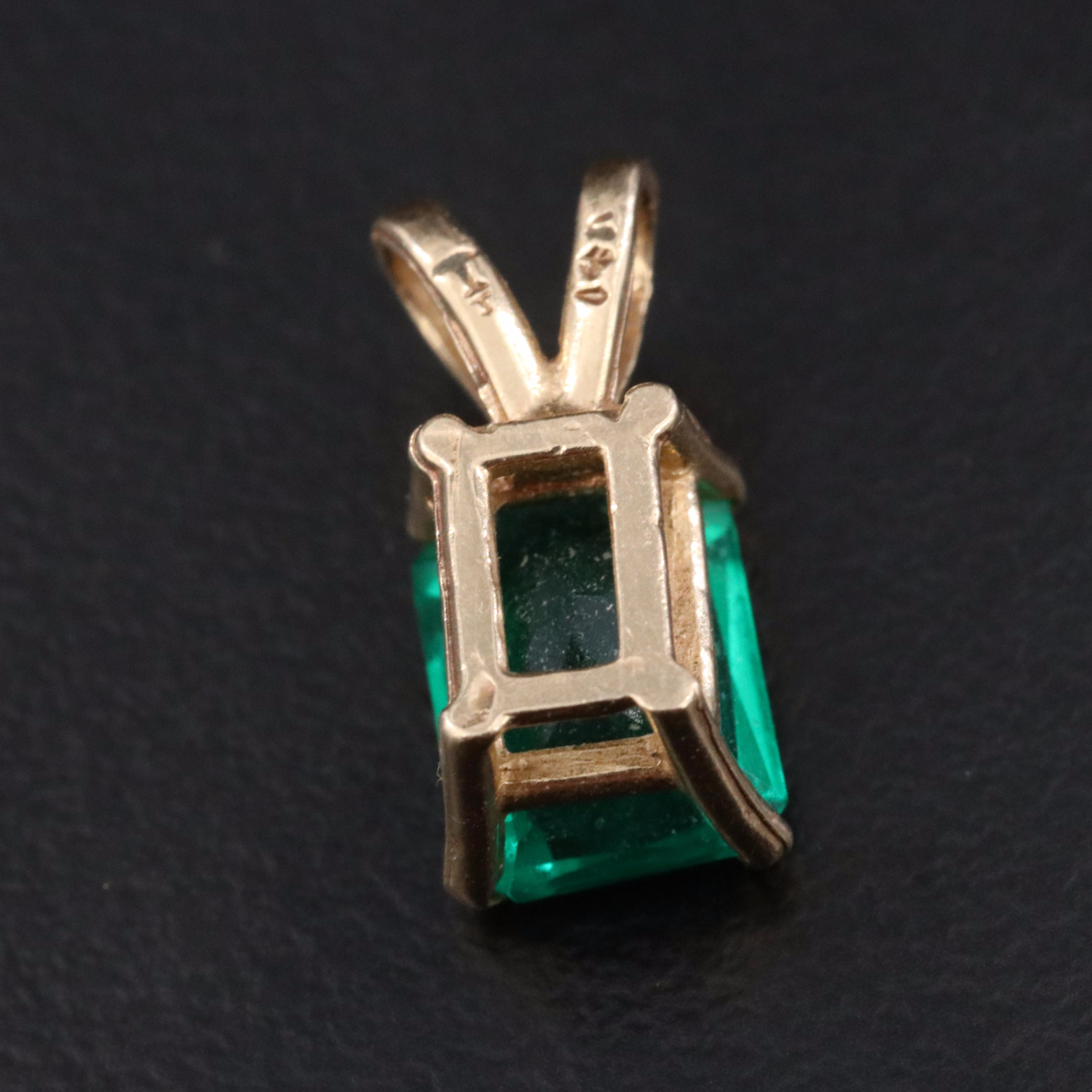 14K Emerald Pendant
