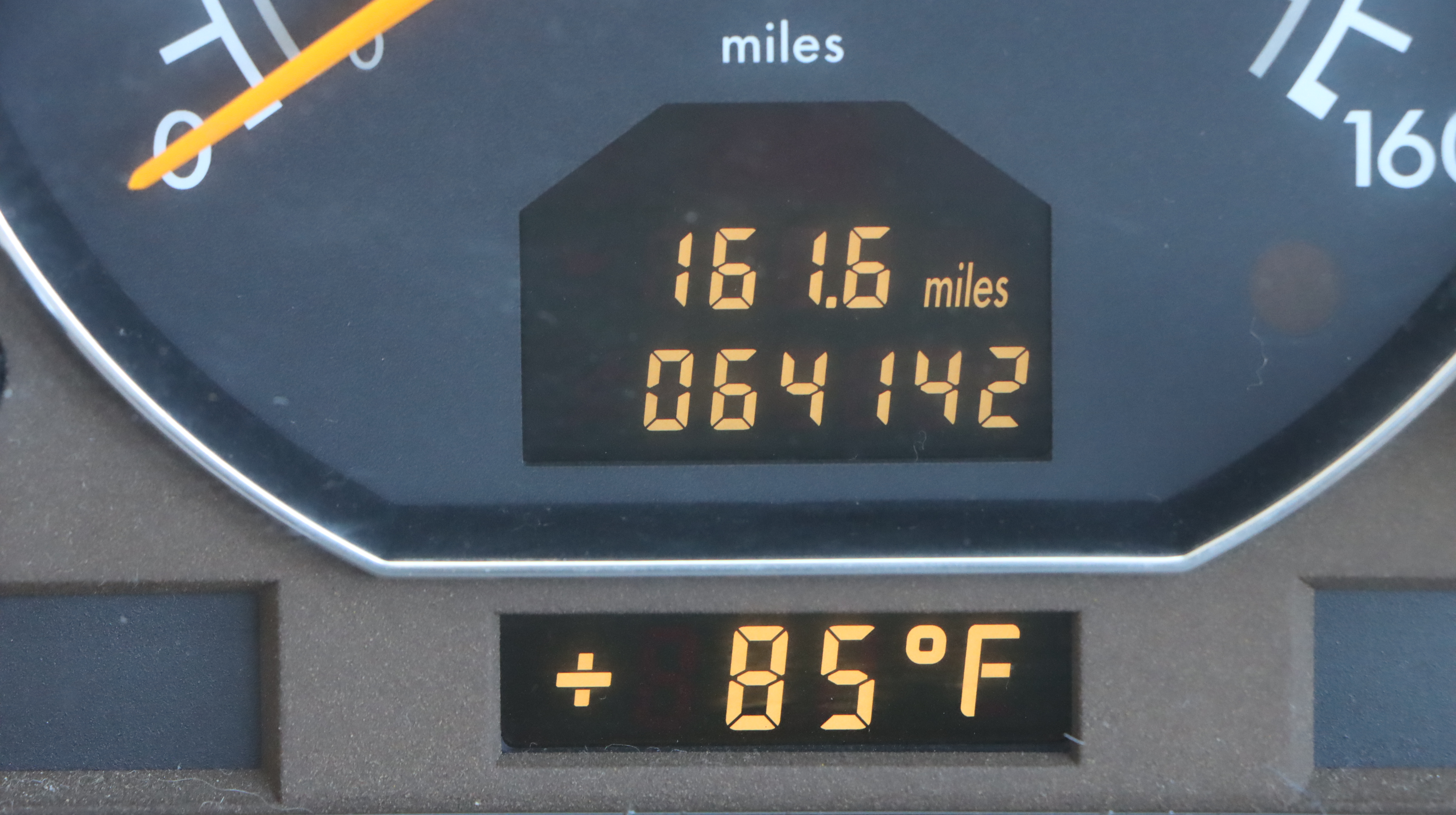 2000 Mercedes-Benz SL600 Convertible with Hard Top