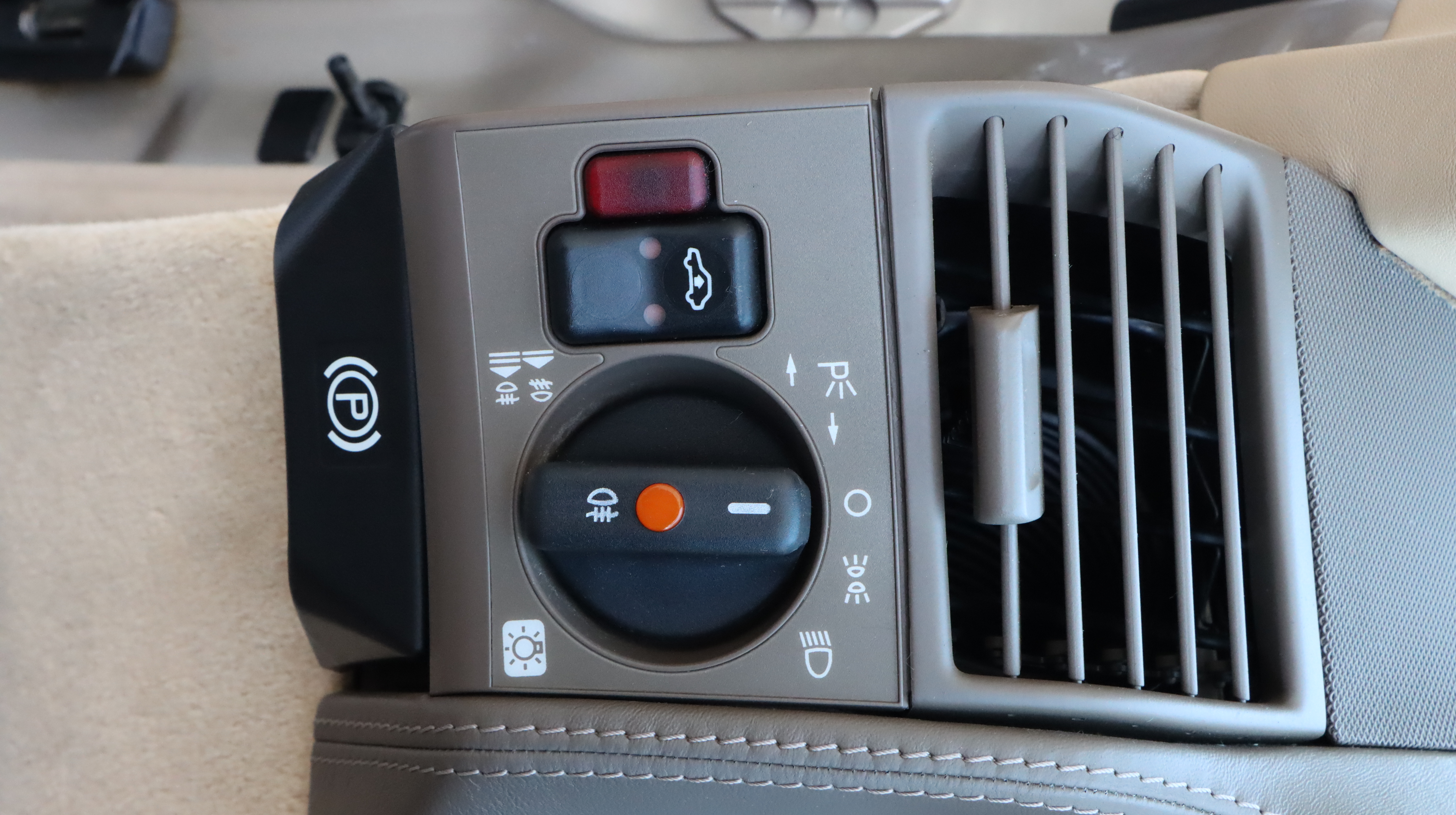 2000 Mercedes-Benz SL600 Convertible with Hard Top