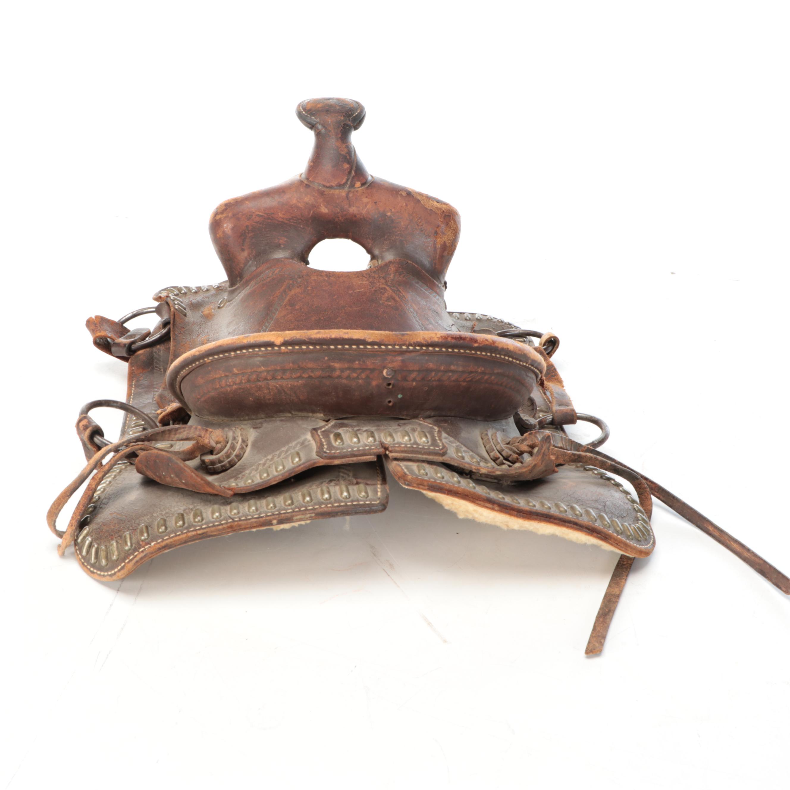 Metal Studded Leather Western Saddle