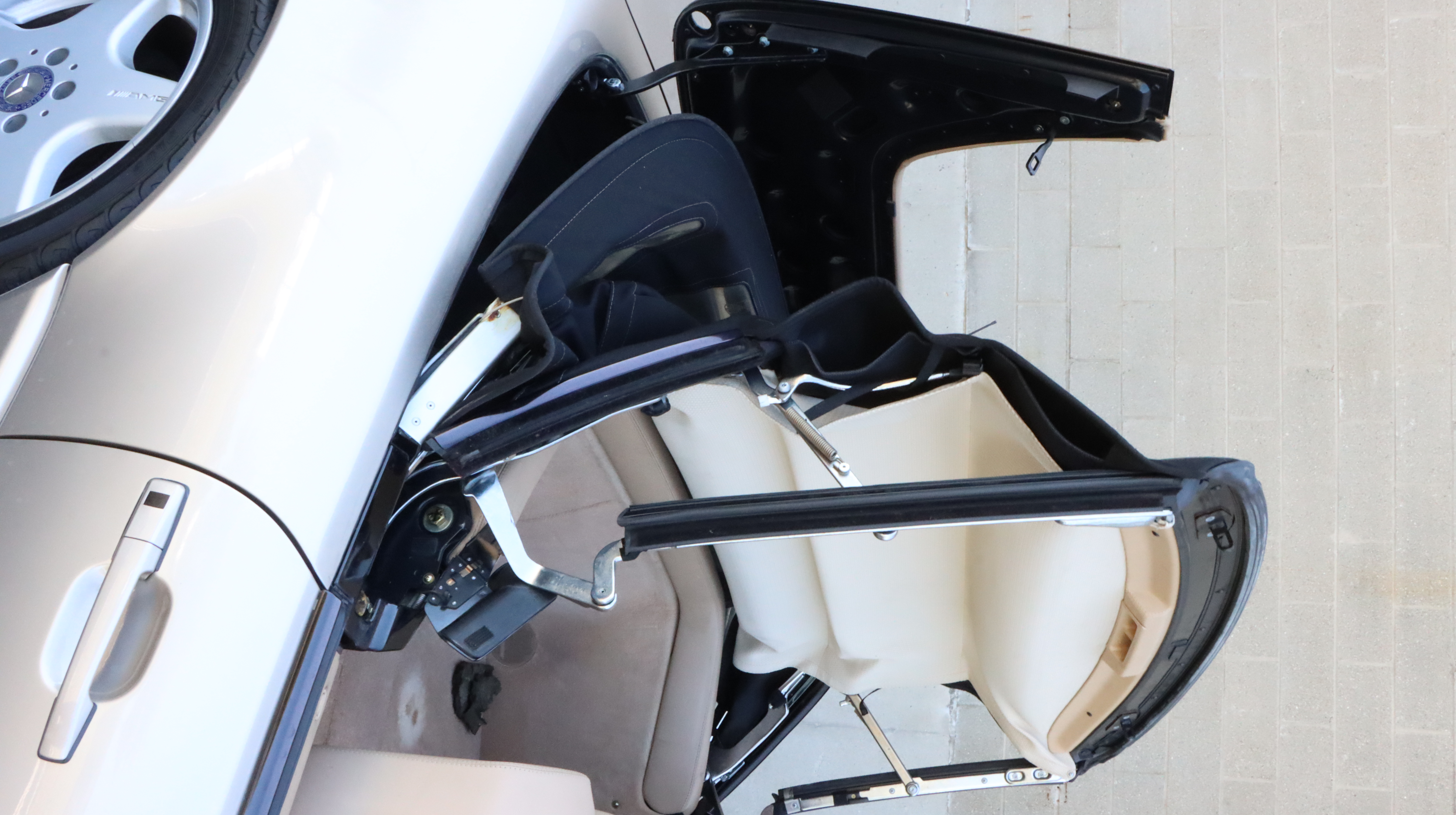 2000 Mercedes-Benz SL600 Convertible with Hard Top