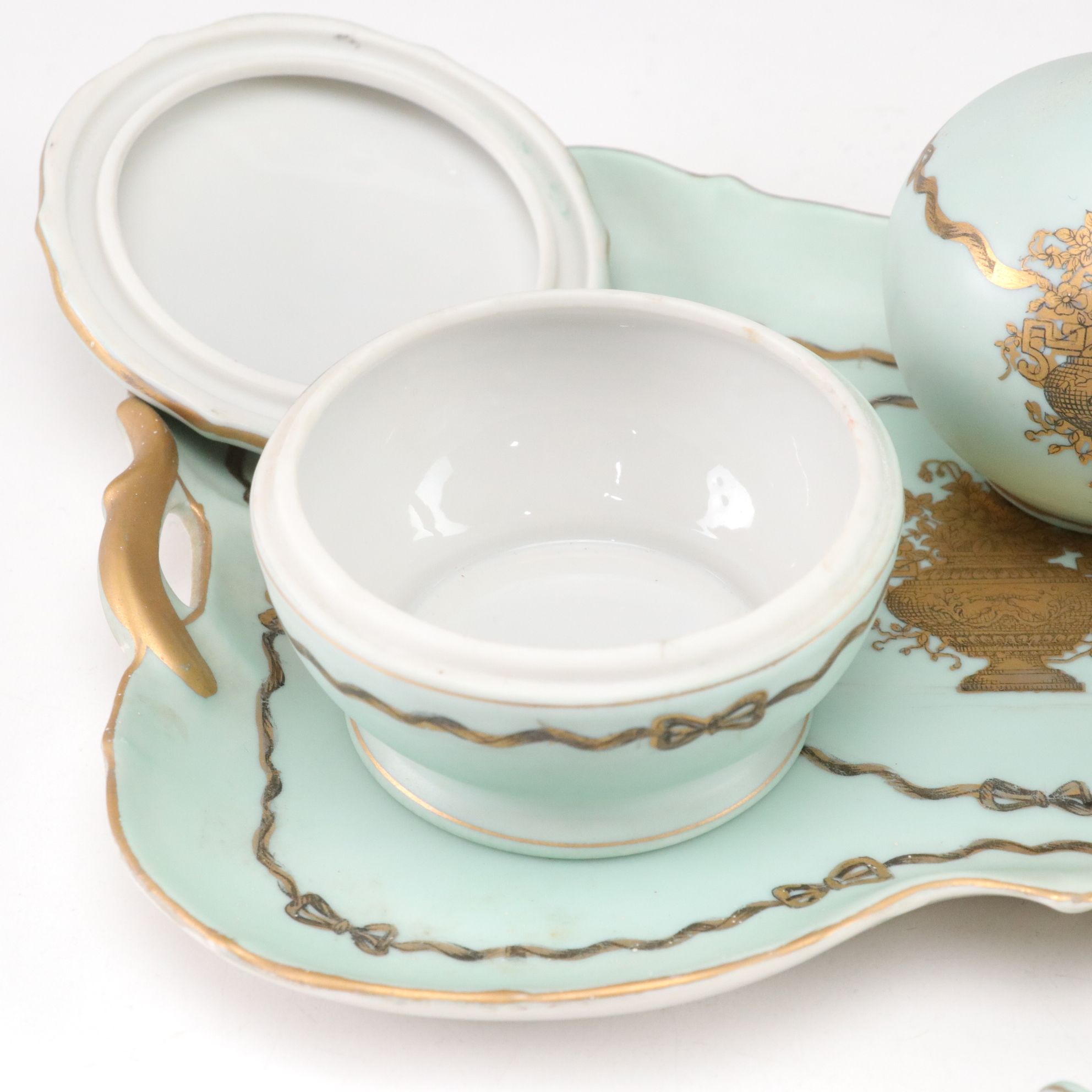 Ardalt Robins Egg Blue Porcelain Vanity Tray, Box & More