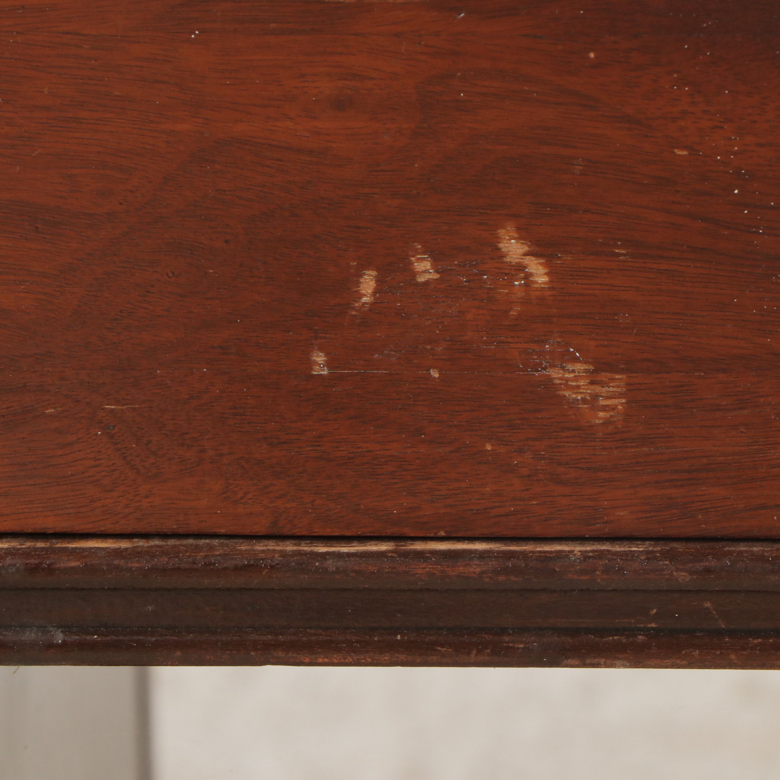 Georgian Style Mahogany Kneehole Desk, Early to Mid-20th Century