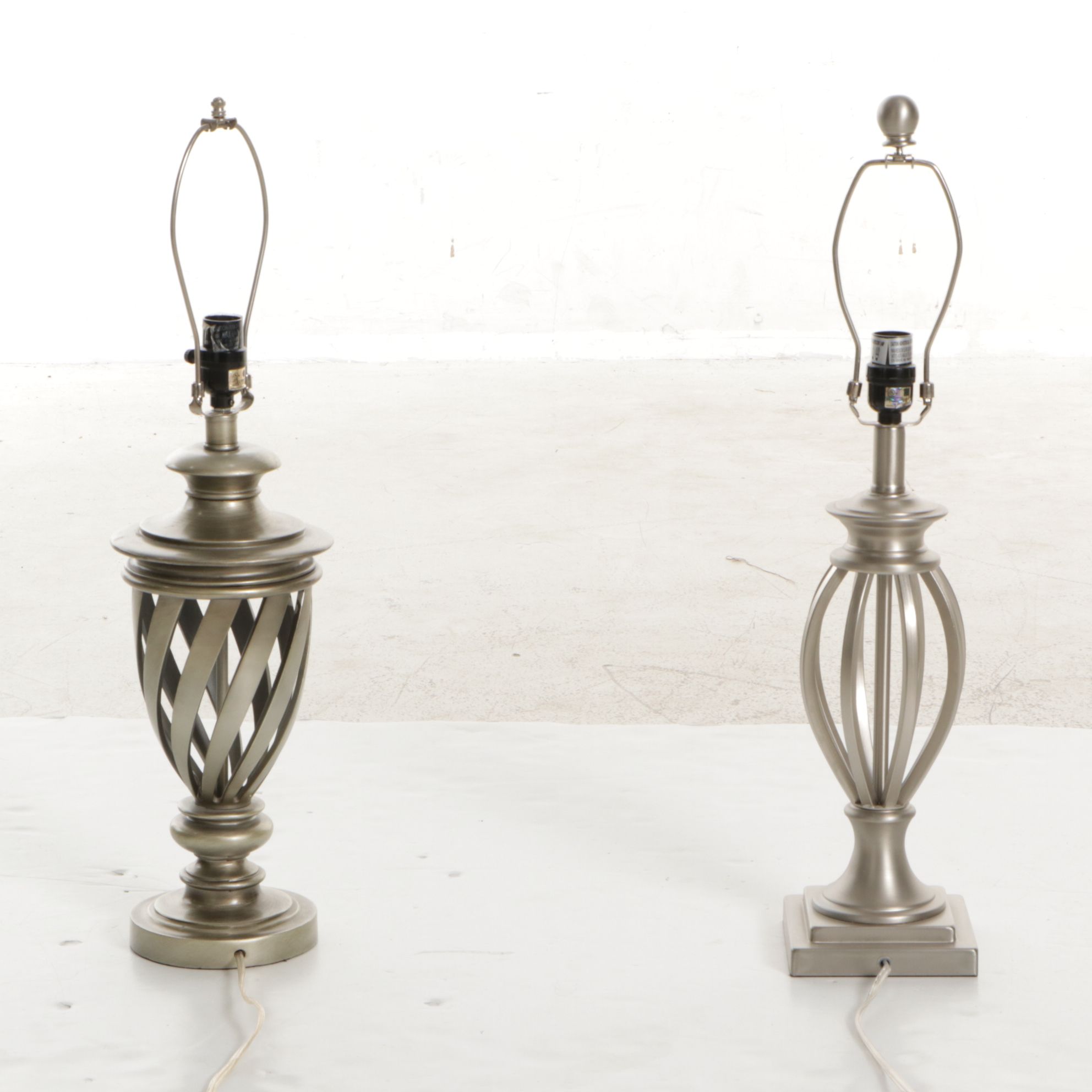 Modern Neoclassical Coordinating Lattice Urn Table Lamps