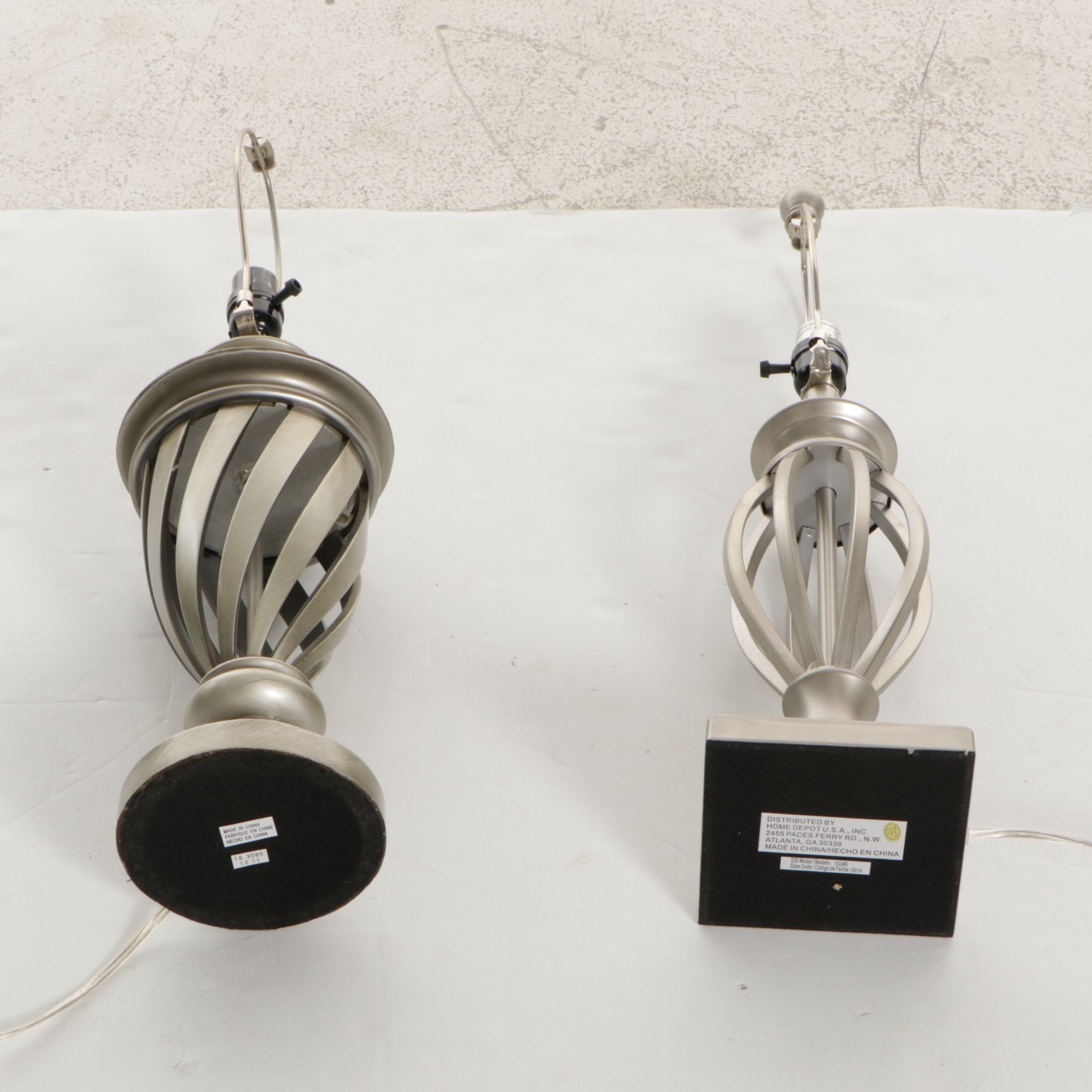 Modern Neoclassical Coordinating Lattice Urn Table Lamps