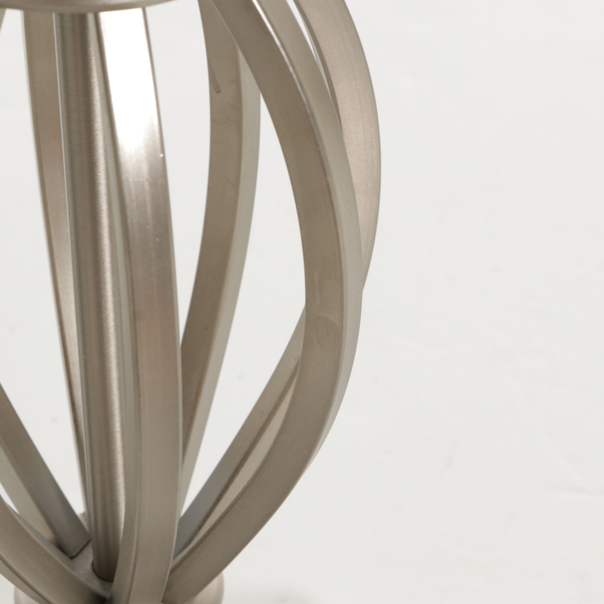 Modern Neoclassical Coordinating Lattice Urn Table Lamps