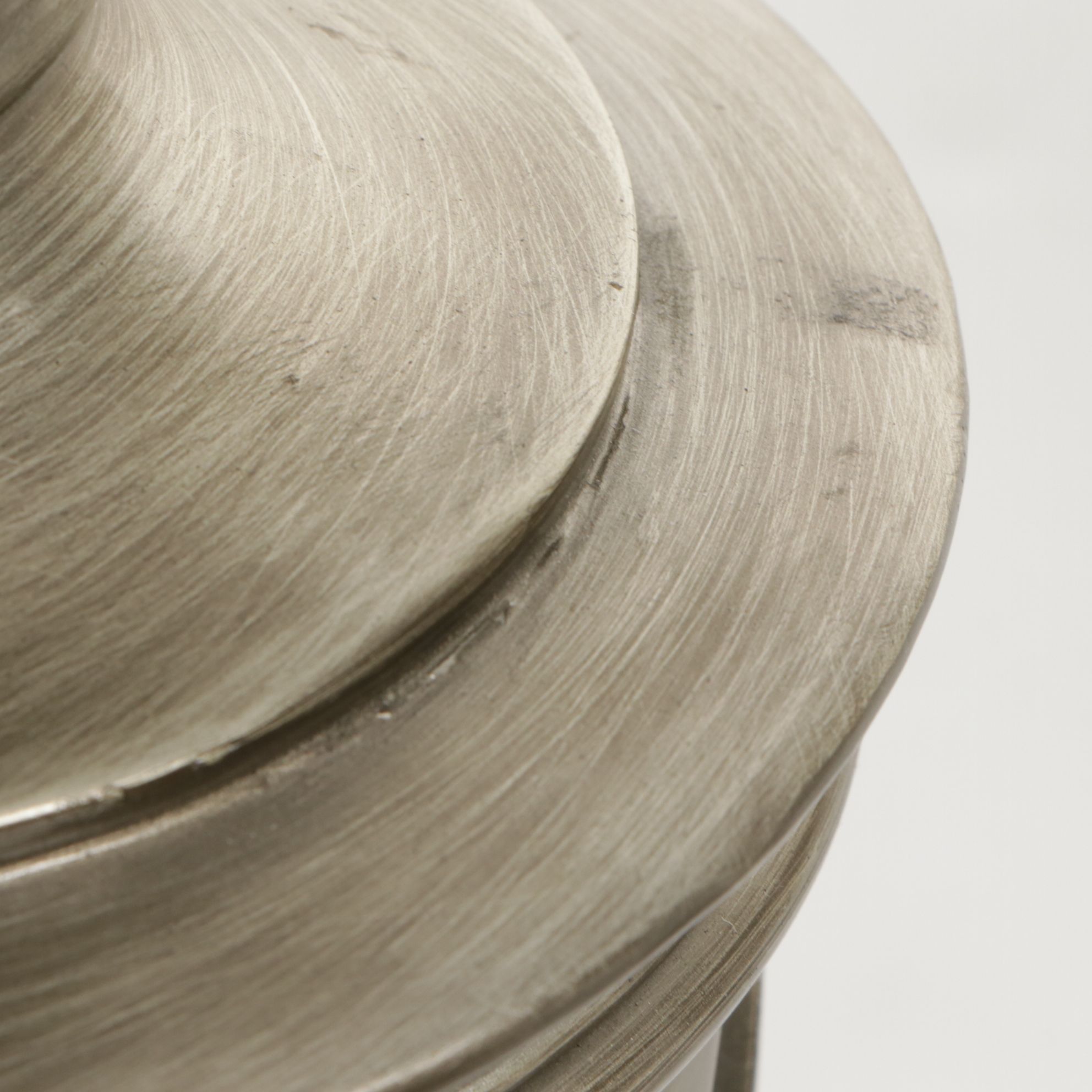 Modern Neoclassical Coordinating Lattice Urn Table Lamps