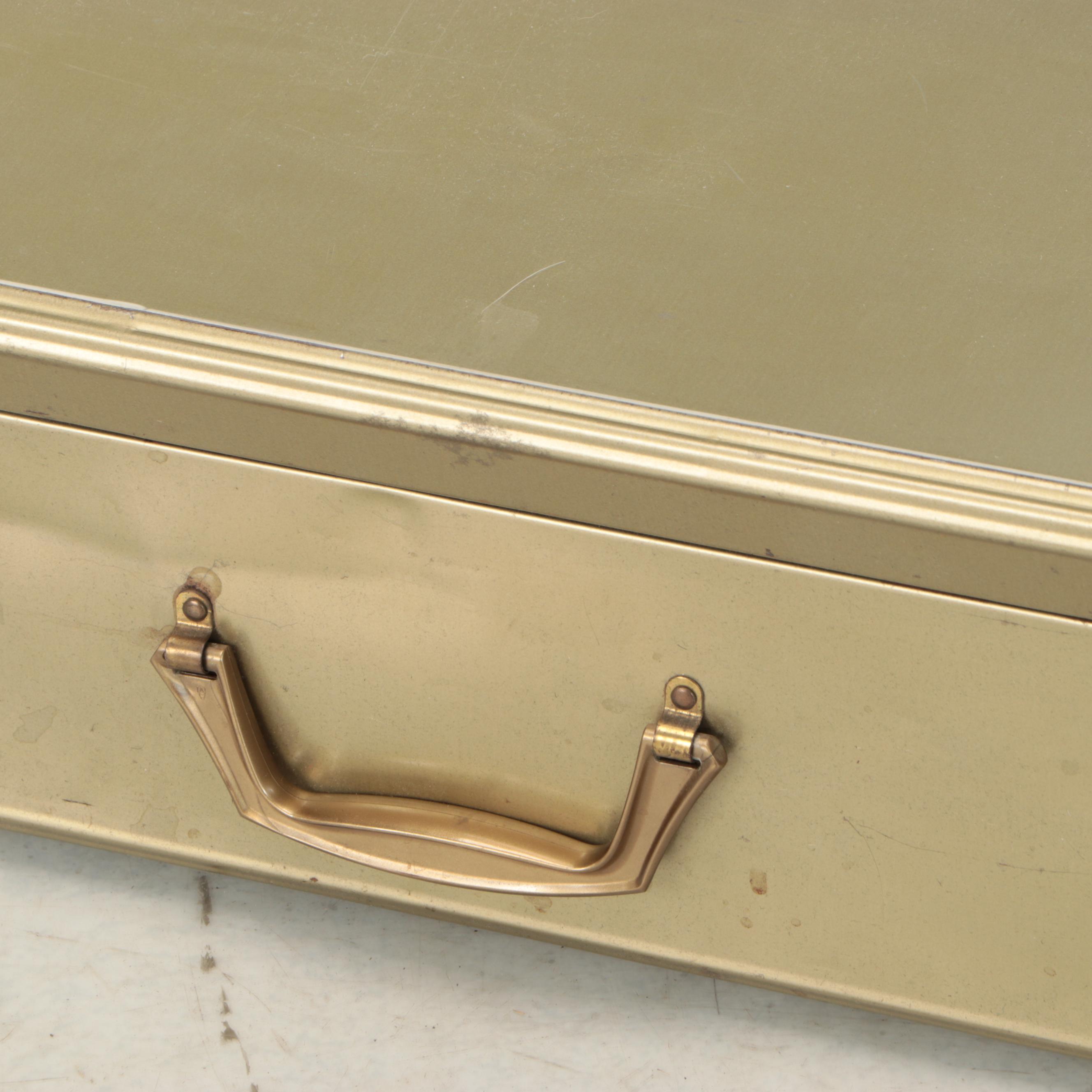 Vintage Handled Metal Carrying Case, Mid to Late 20th Century