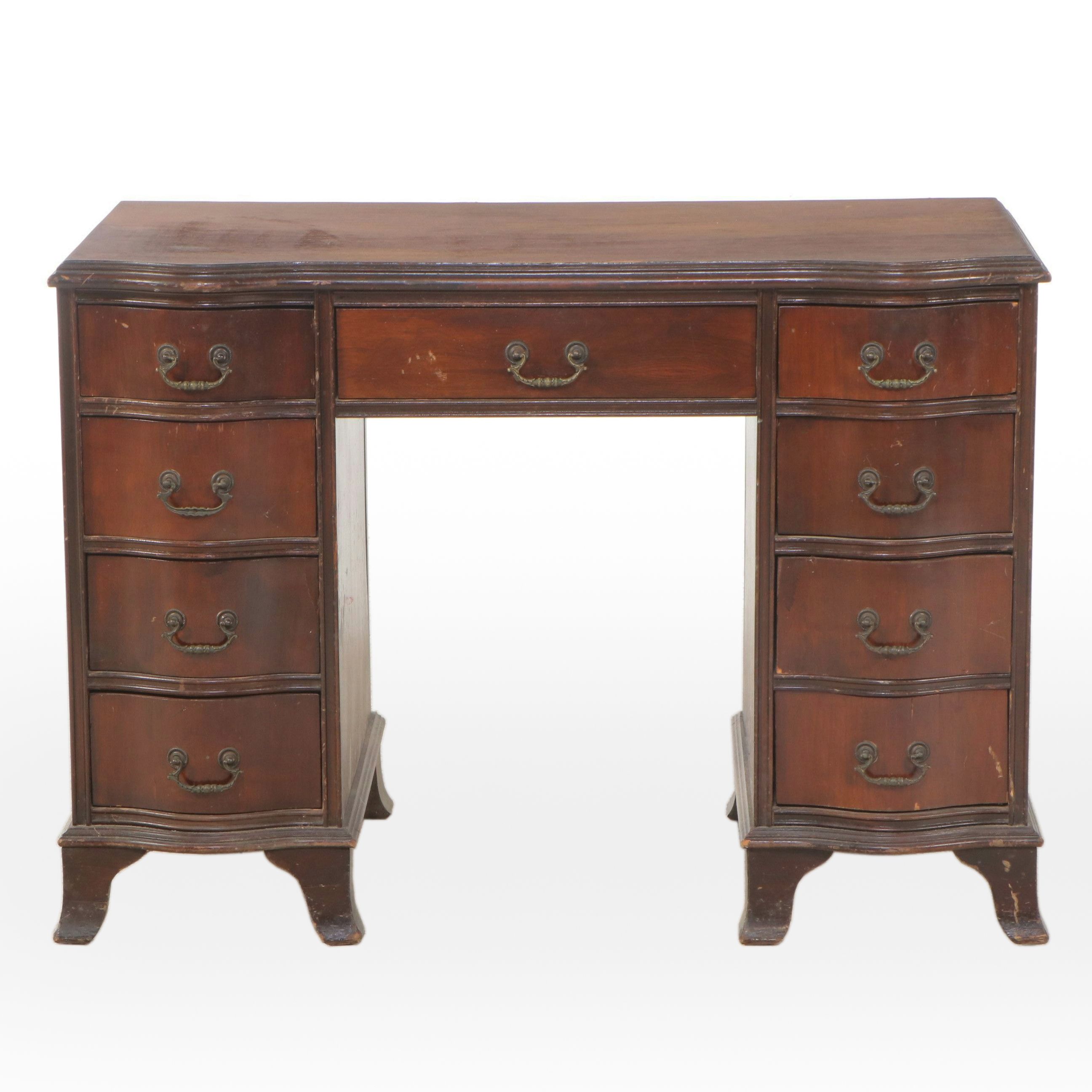 Georgian Style Mahogany Kneehole Desk, Early to Mid-20th Century
