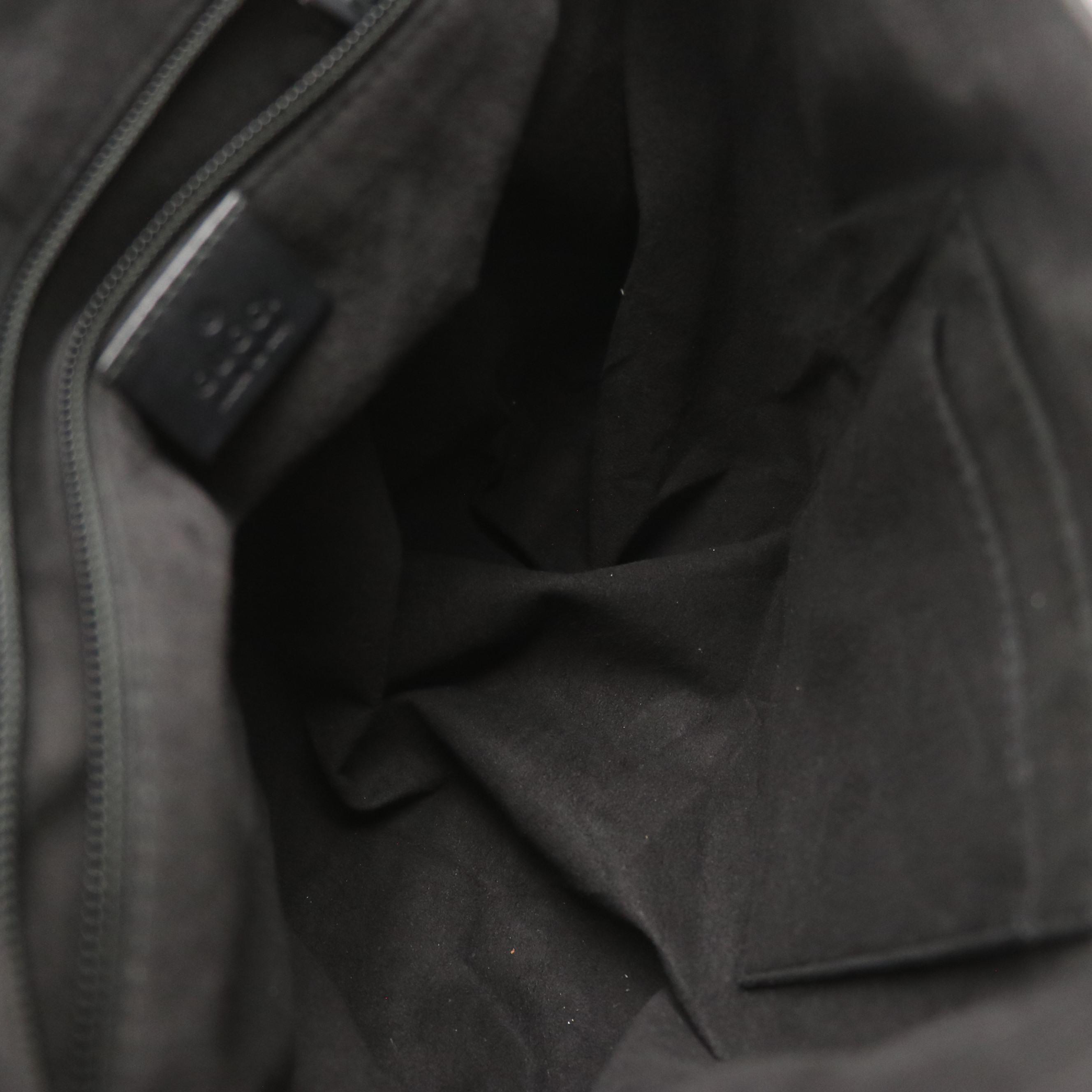 Gucci Messenger Bag in Web Striped Caledio GG Supreme Canvas with Bee Appliqué