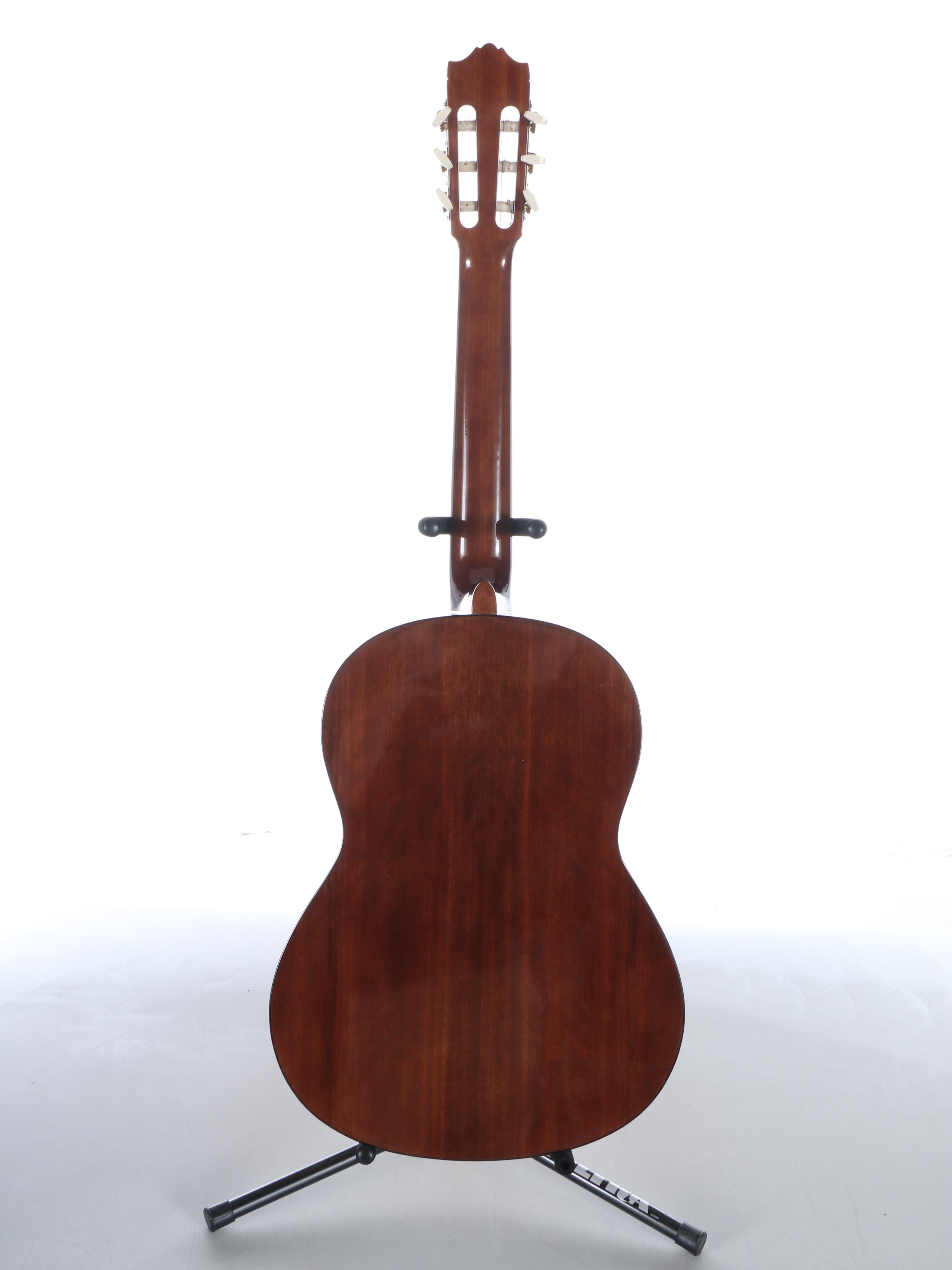 Yamaha Model CG-101 Wooden Acoustic Guitar in Case