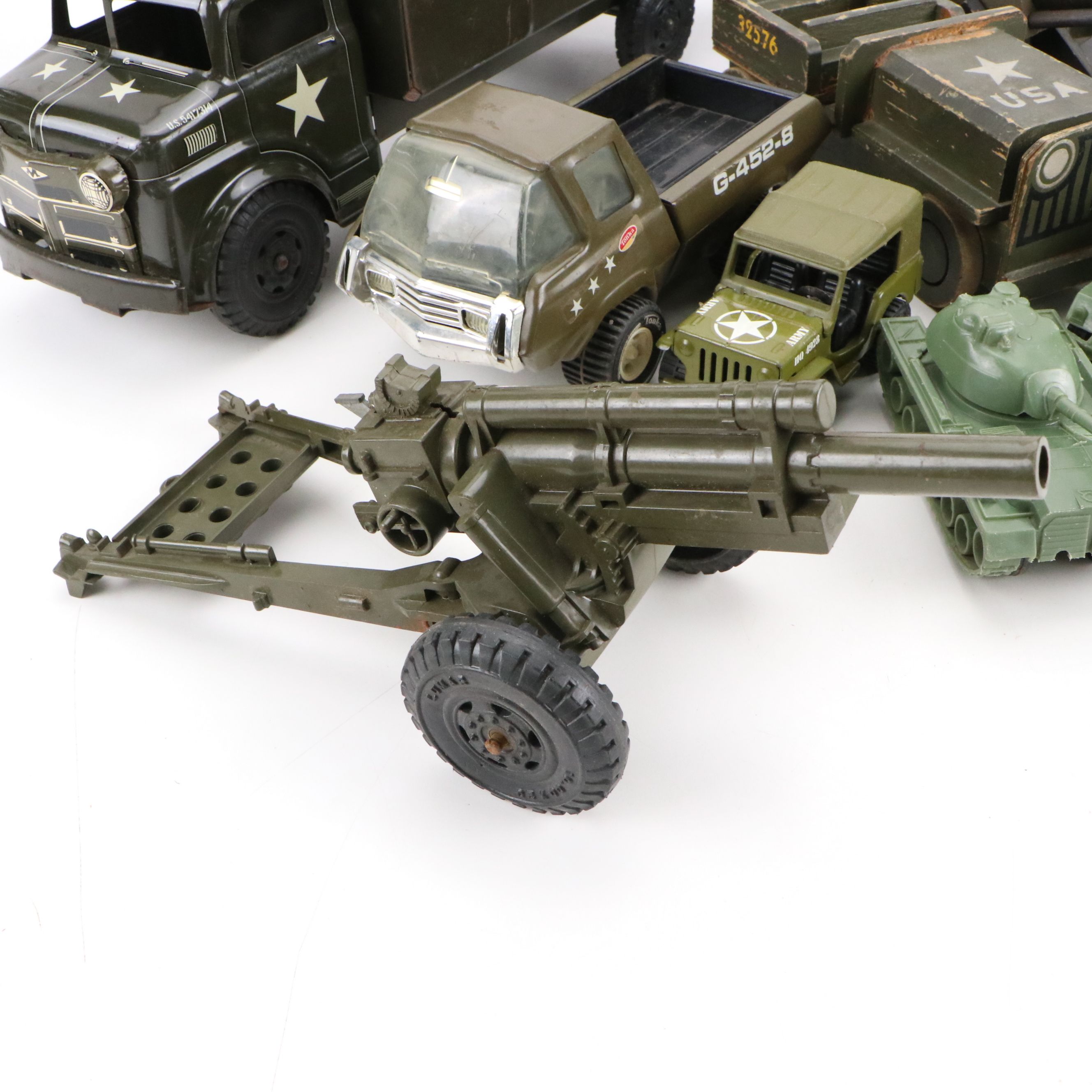 Marx Steel Army Transport Truck with Figurines and Other Toy Military Vehicles