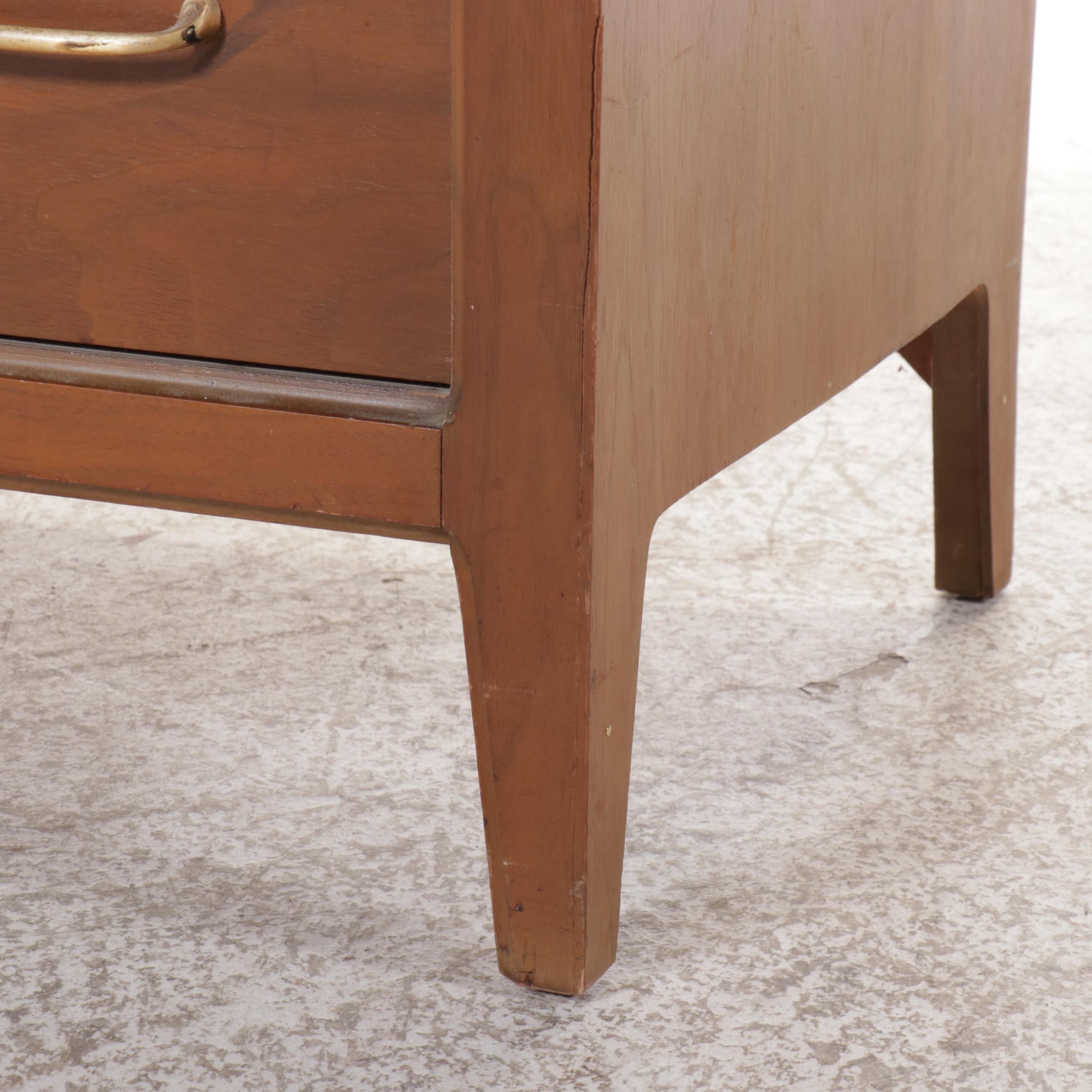 Broyhill Premier Division Mid Century Modern Walnut Chest of Drawers