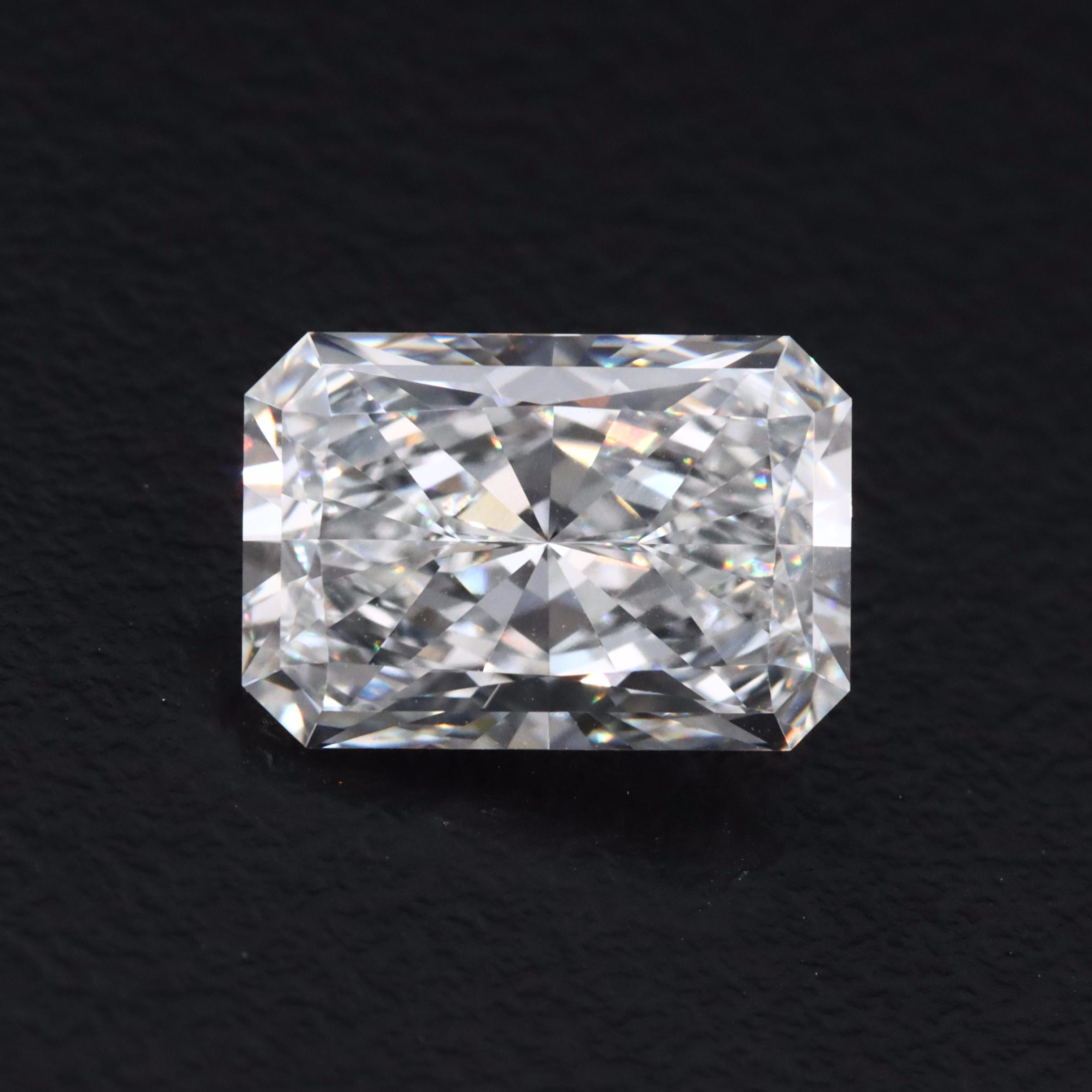 Loose 3.02 CT Lab Grown Diamond with IGI Report