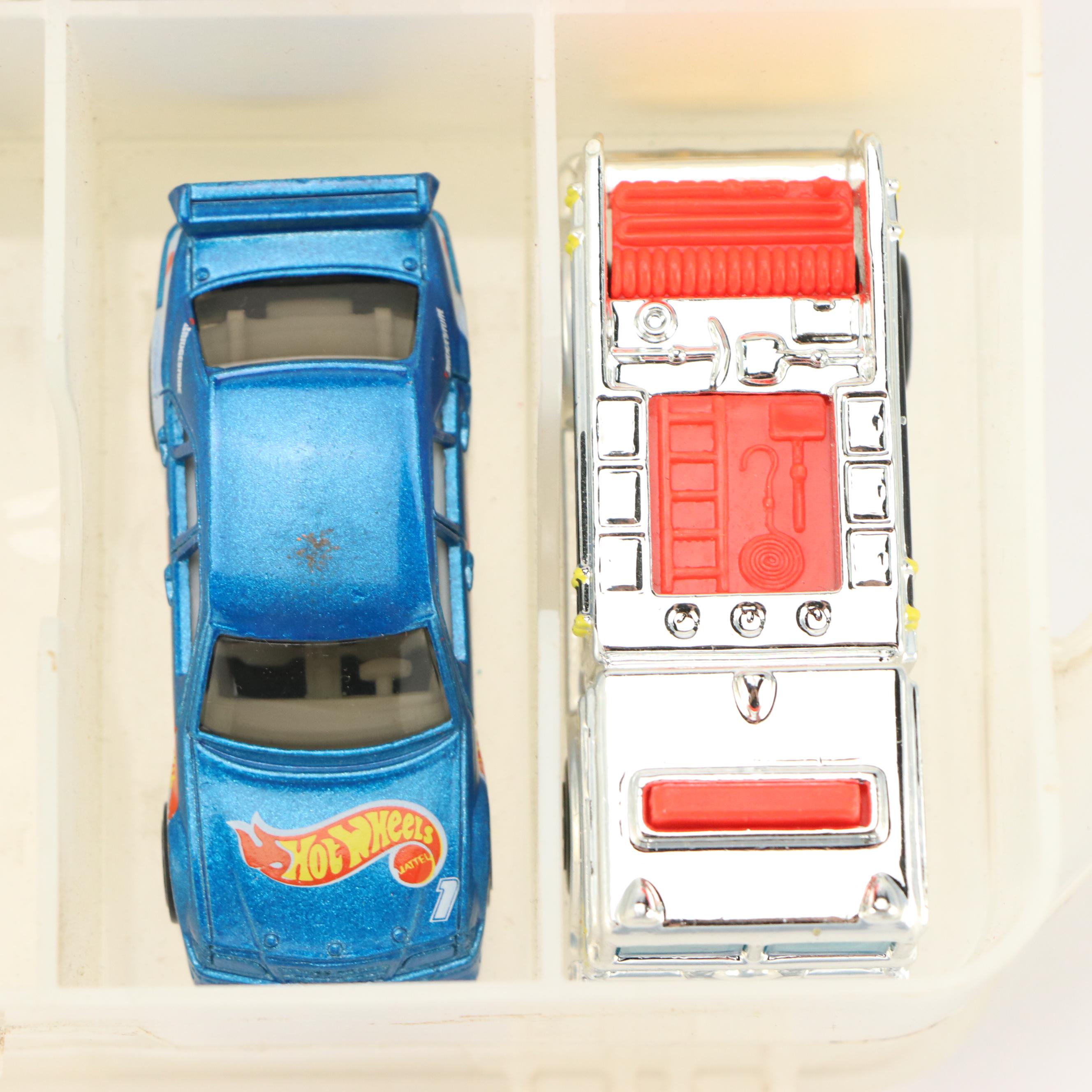 Hot Wheels "Tail Dragger," "58 Corvette," and More Toy Cars in Carrying Case