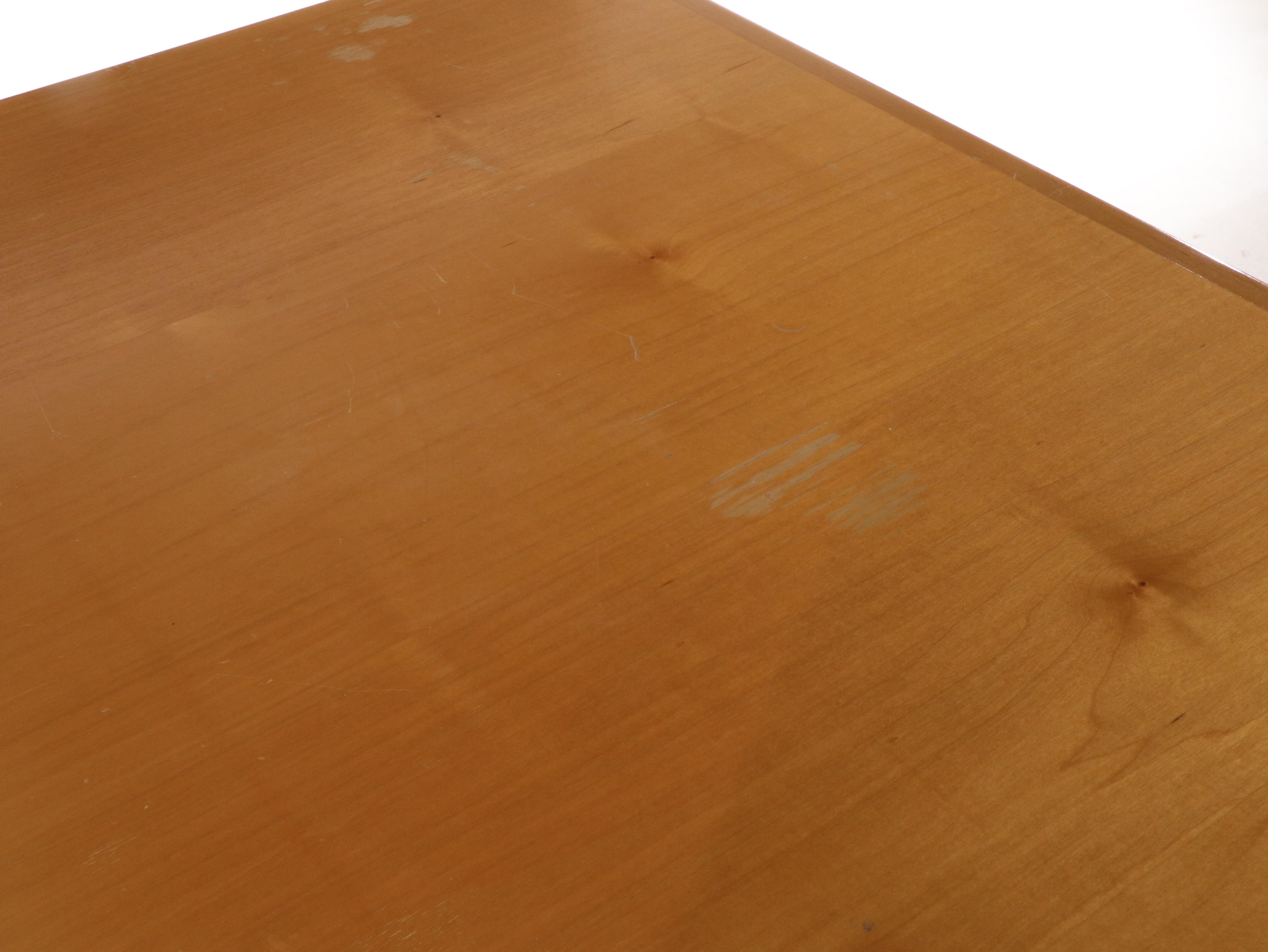 Traditional Style L-Shaped Desk with Faux Leather Office Chair