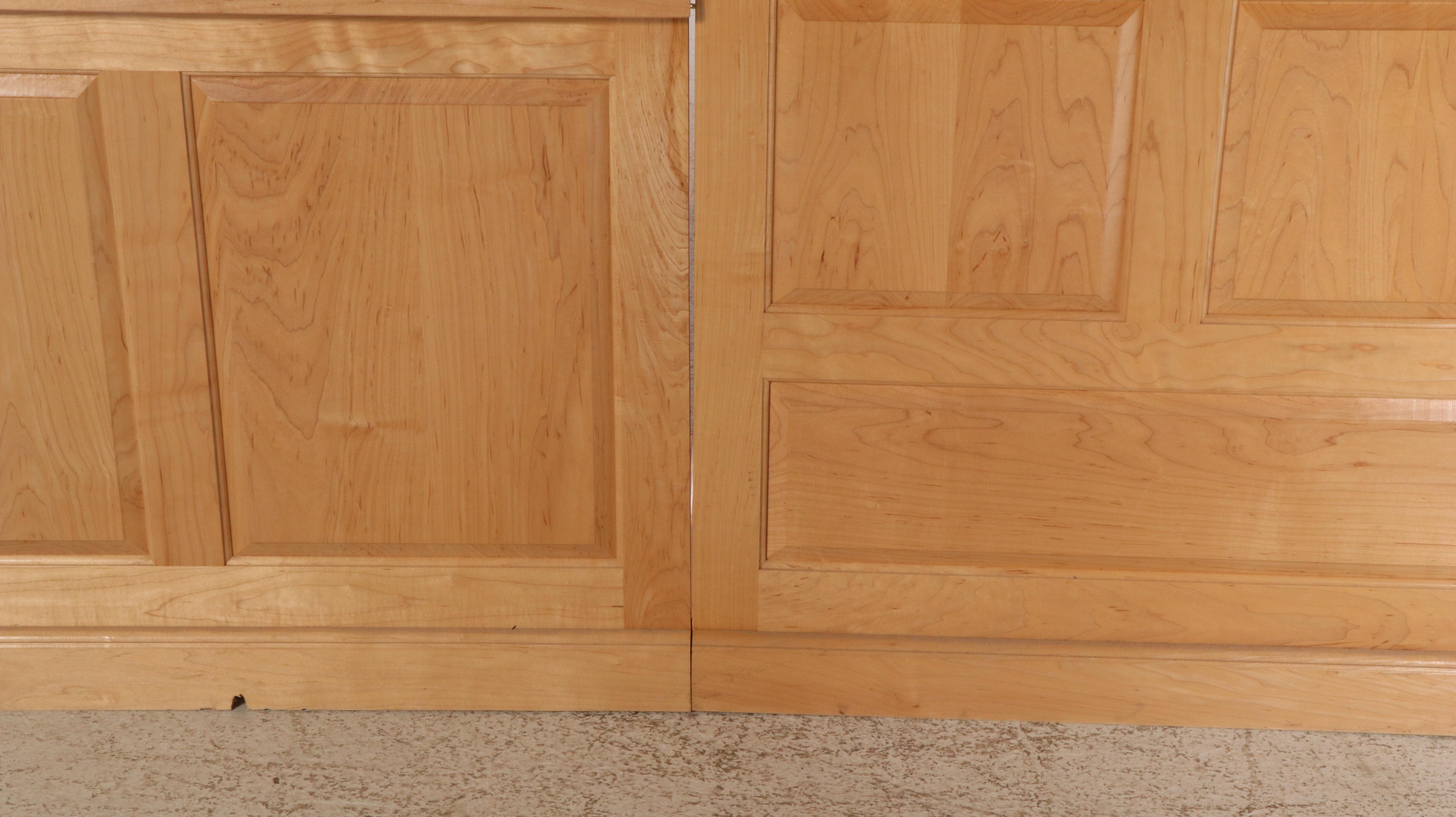 Traditional Style L-Shaped Desk with Faux Leather Office Chair