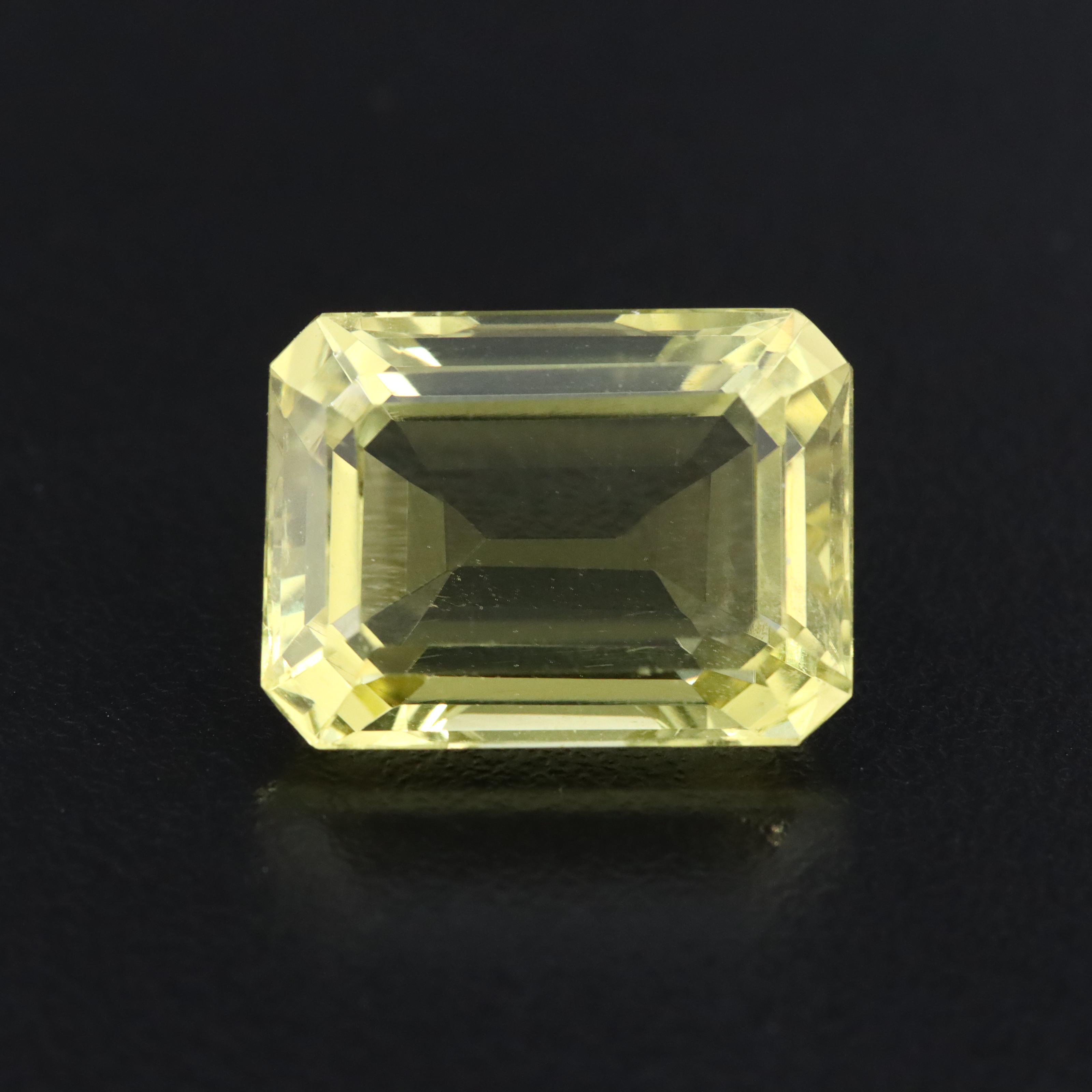 Loose 12.65 CT Quartz