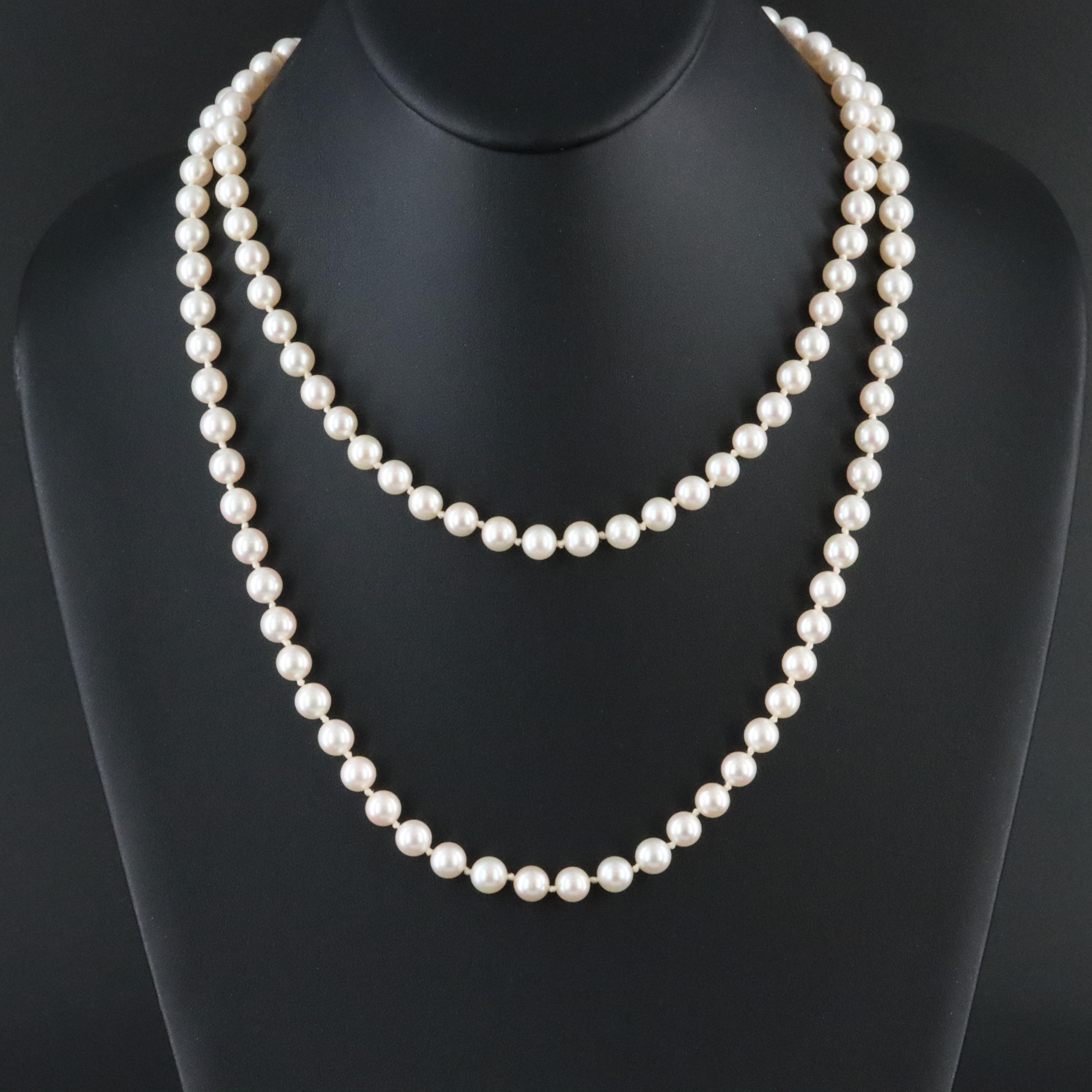 Rope Length Pearl Necklace
