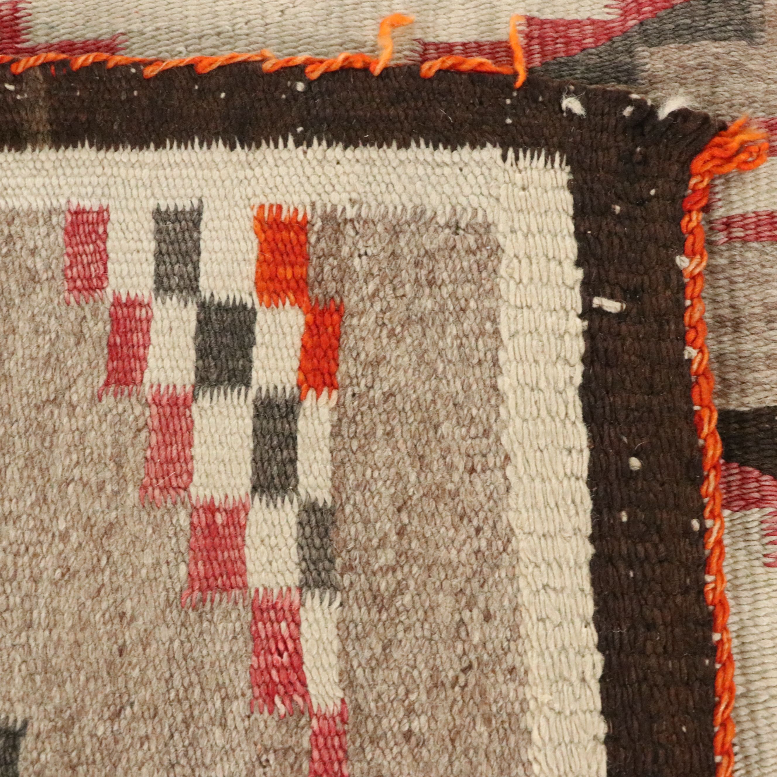 4'4 x 2'6 Navajo Handwoven Accent Rug