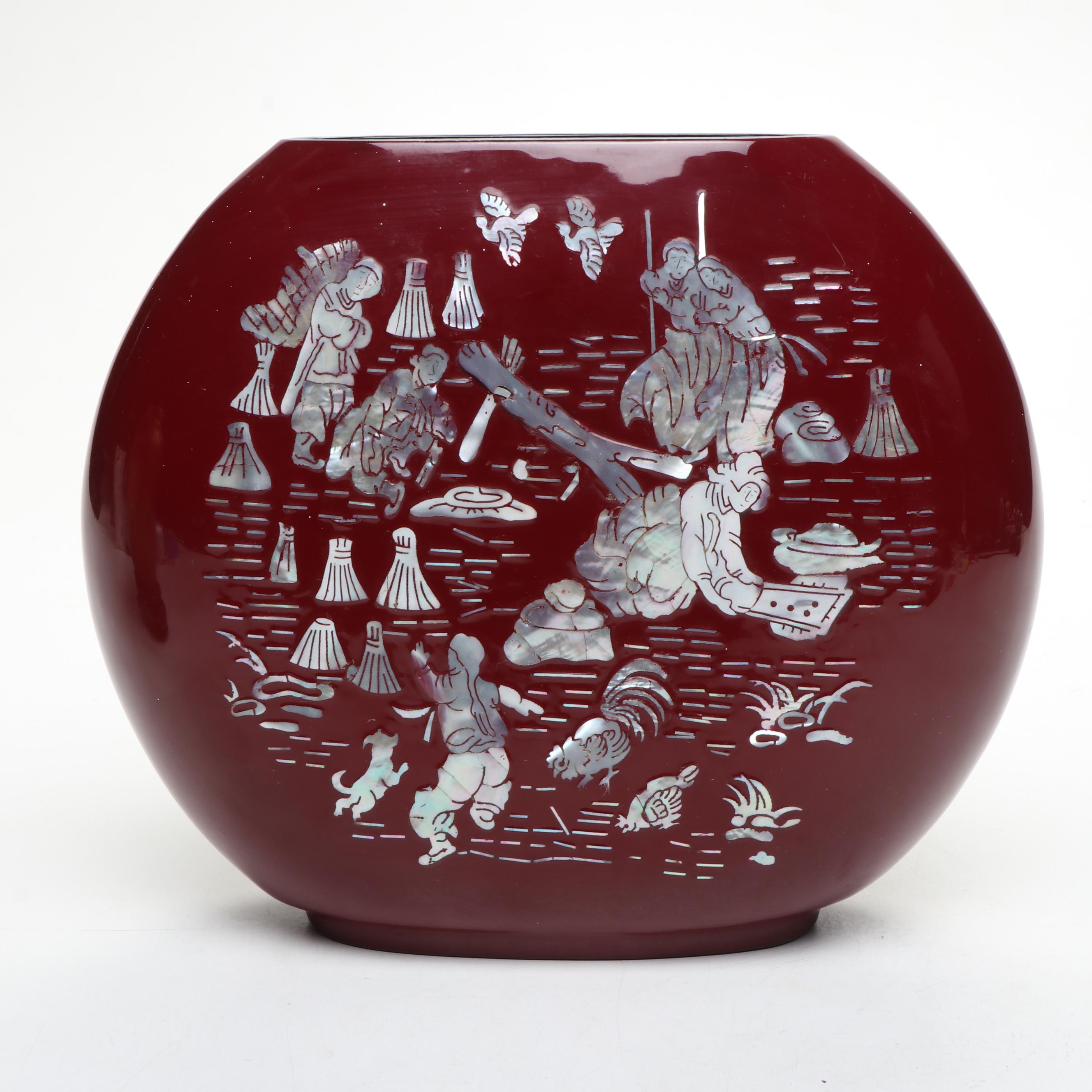 OMC Japanese Lacquerware Vase with Tray and Abalone Inlay Vase