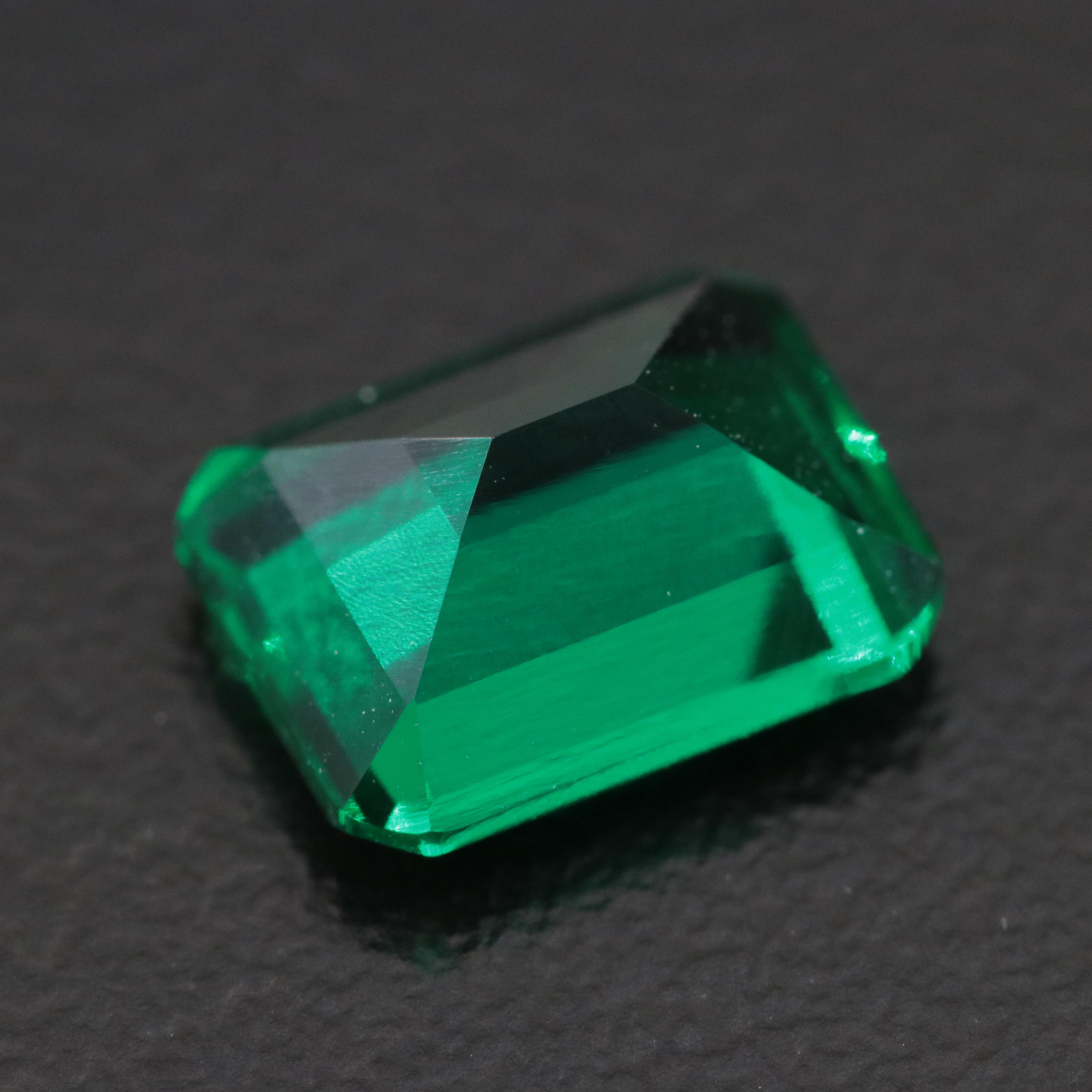Loose 2.07 CT Lab Grown Emerald