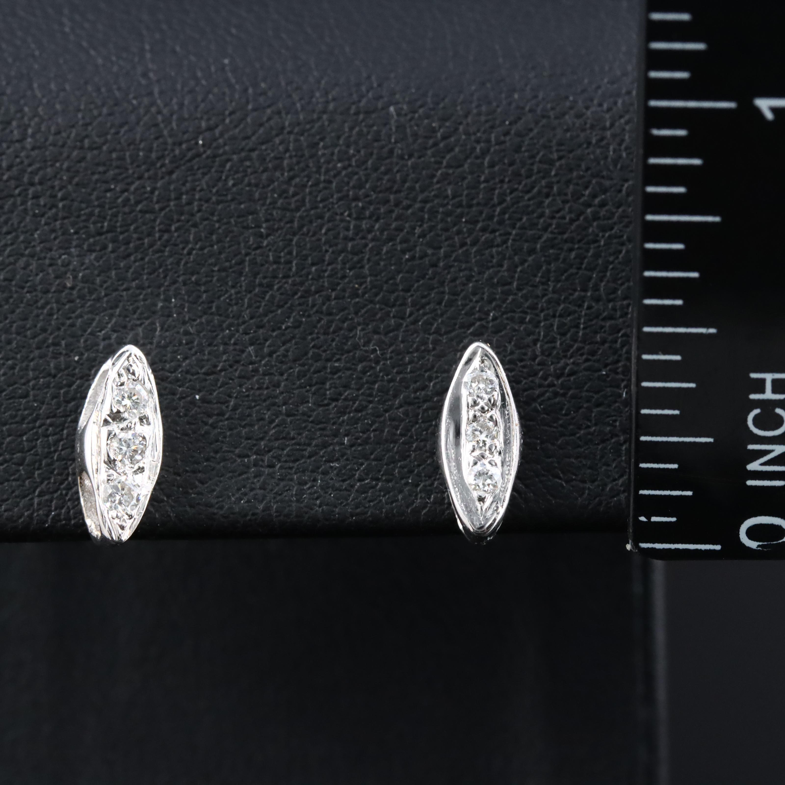 18K 0.15 CTW Diamond Earrings