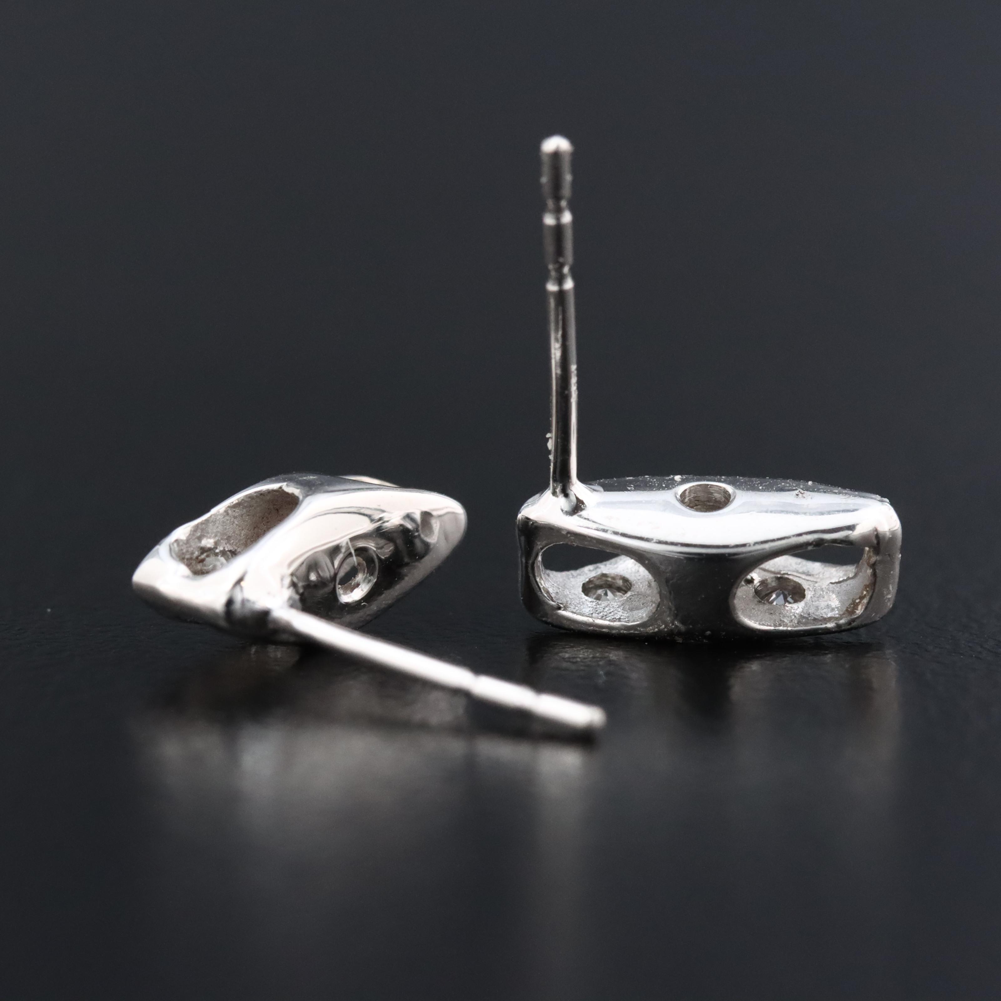 18K 0.15 CTW Diamond Earrings