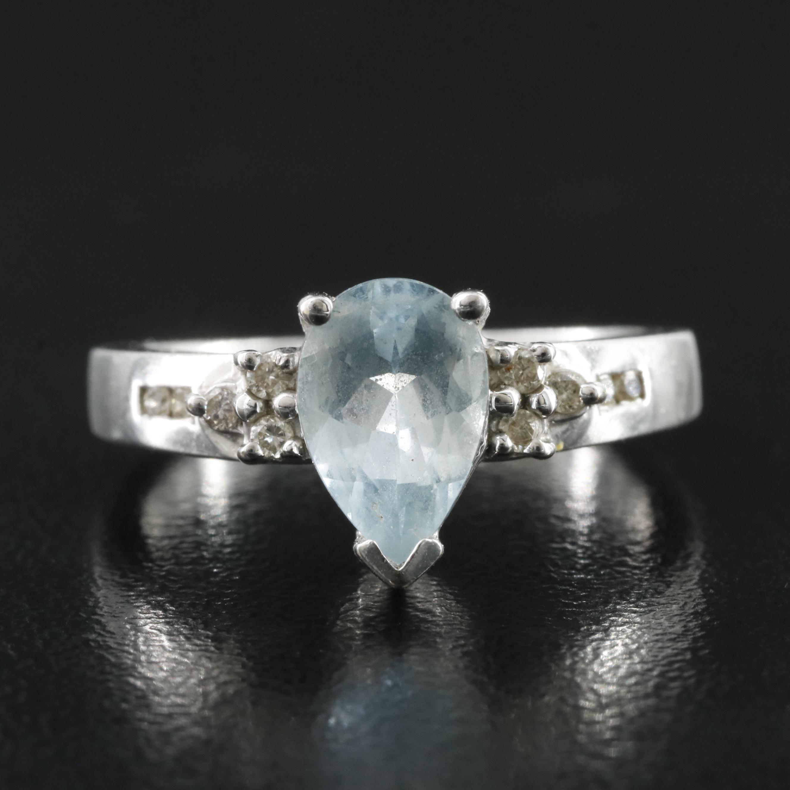 14K Aquamarine and Diamond  Ring
