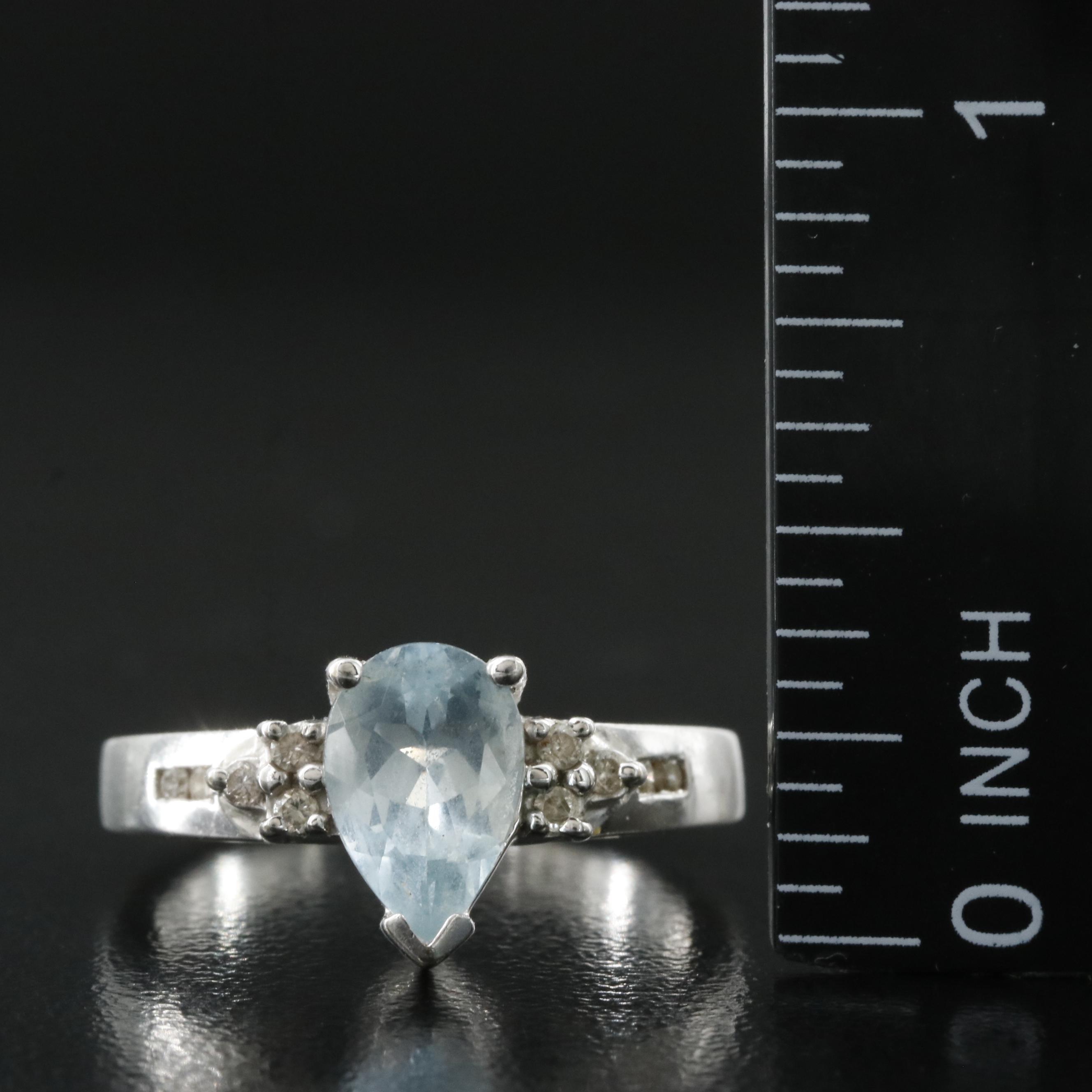 14K Aquamarine and Diamond  Ring