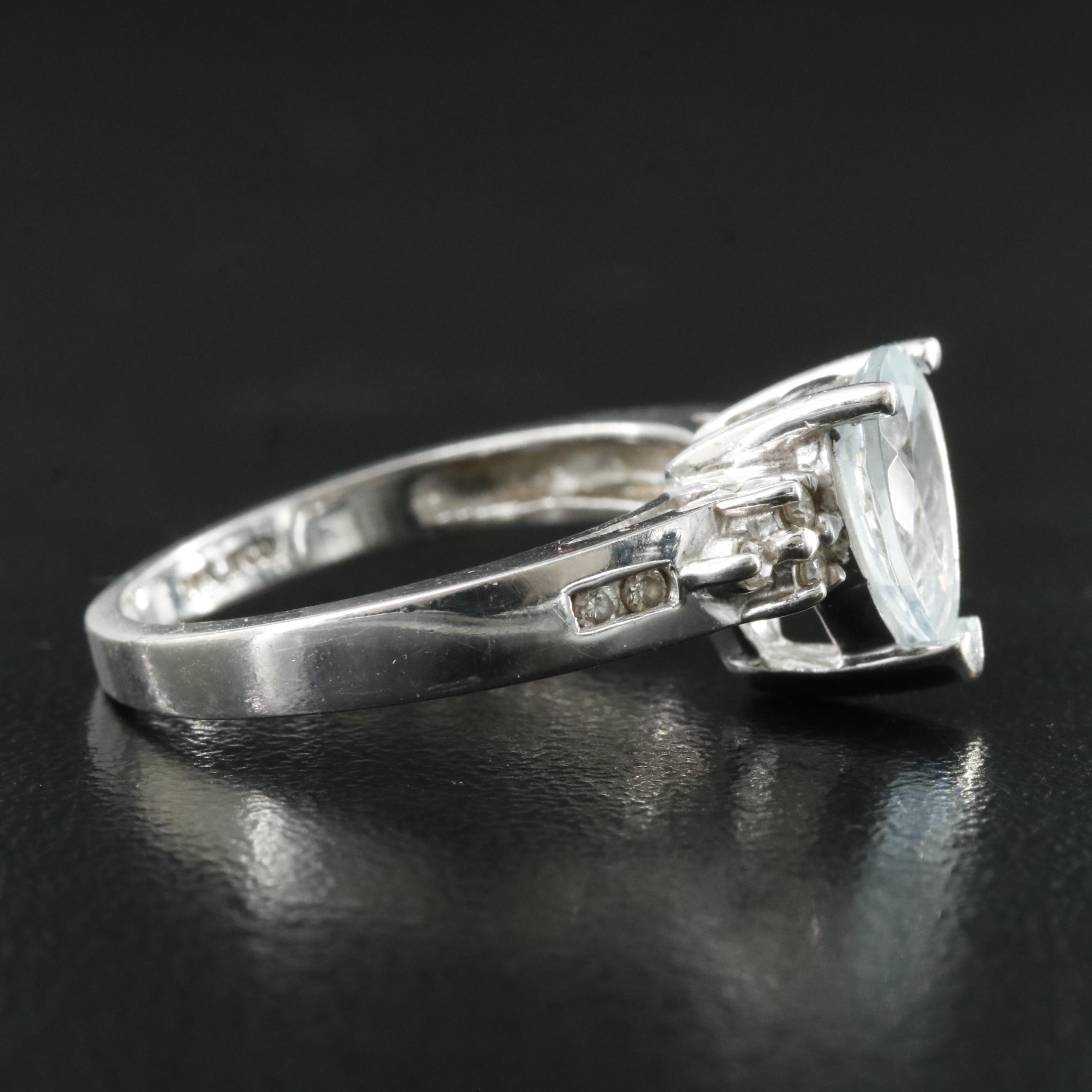 14K Aquamarine and Diamond  Ring