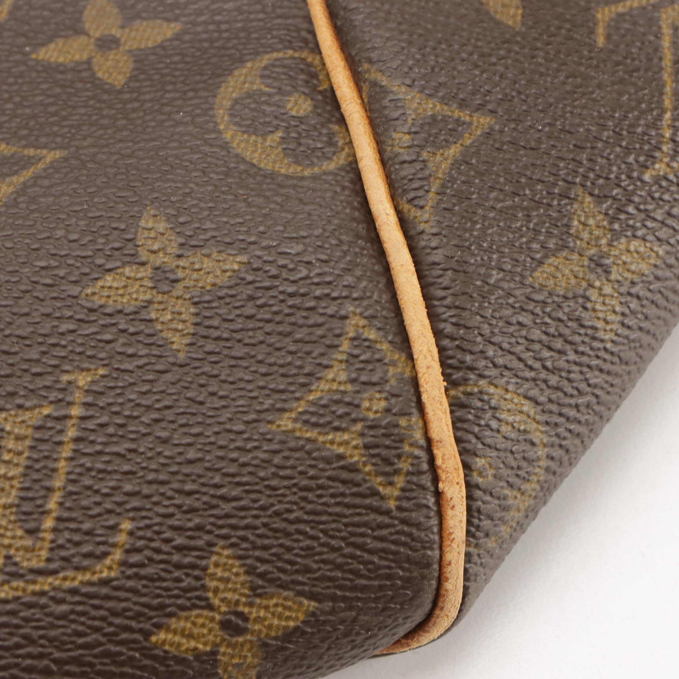 Louis Vuitton Keepall 55 Bandoulière in Monogram Canvas and Vachetta Leather