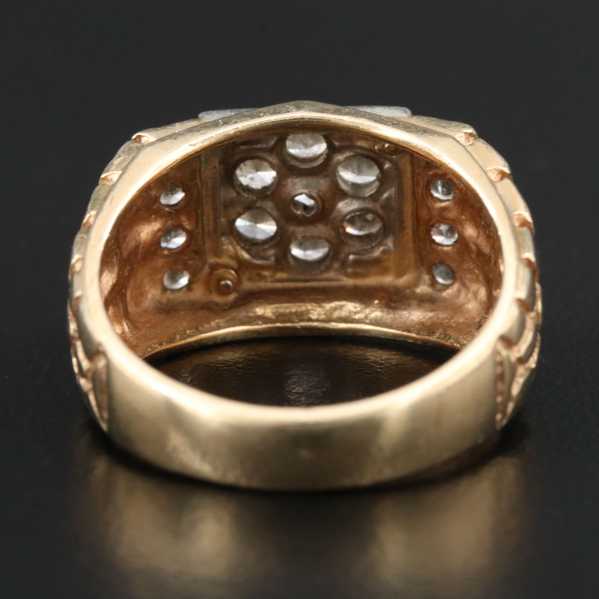 10K 1.02 CTW Diamond Nugget Ring