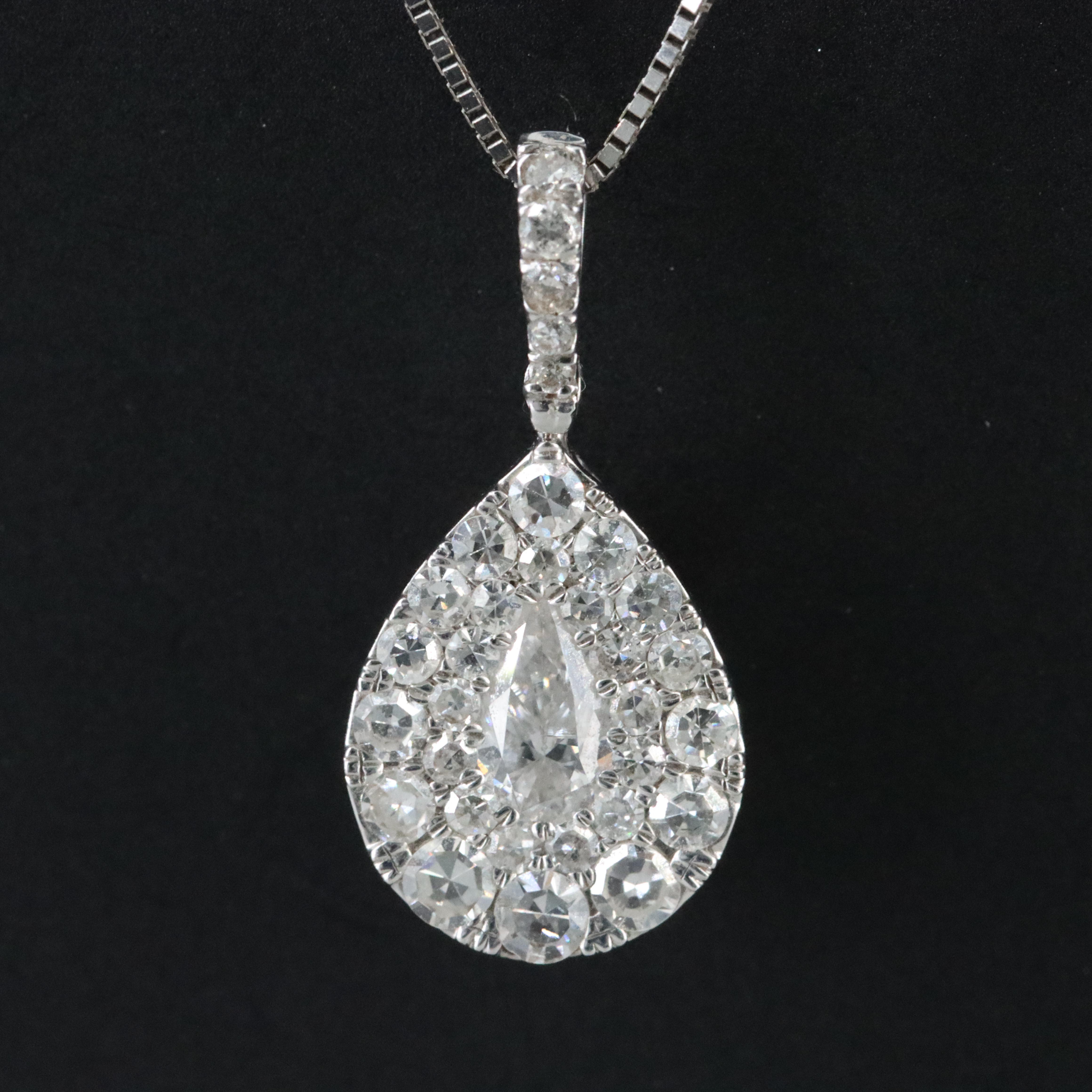 18K 0.45 CTW Diamond Pendant Necklace