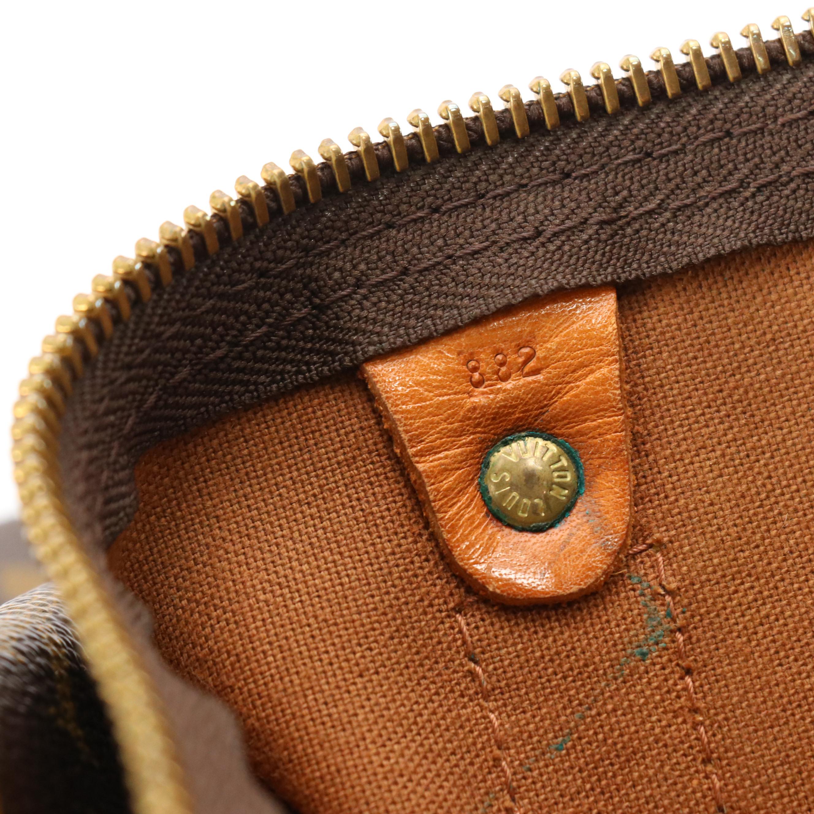 Louis Vuitton Keepall 55 Bandoulière in Monogram Canvas and Vachetta Leather