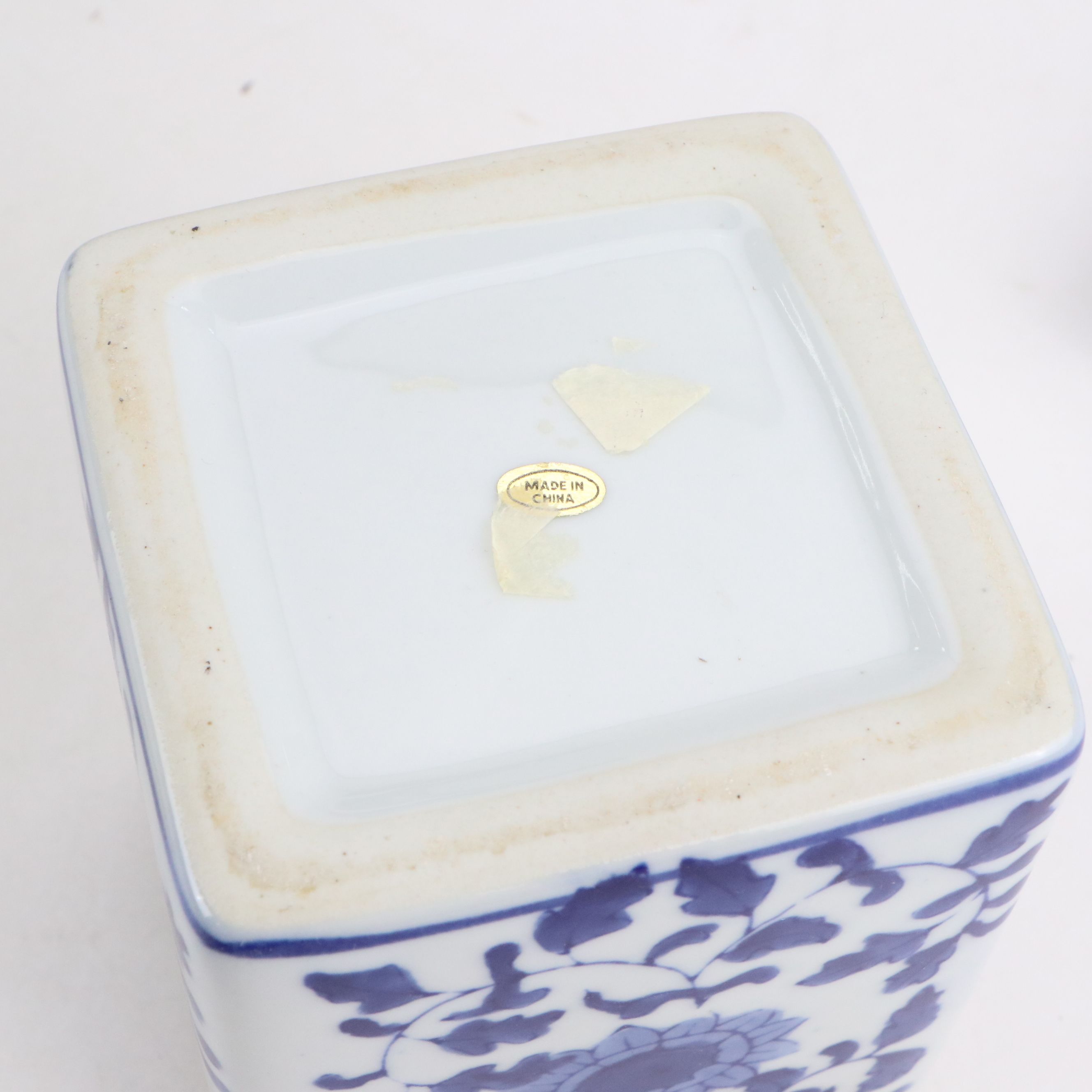 Blue and White Ceramic Double Happiness Chinese Ginger Jar and Vases