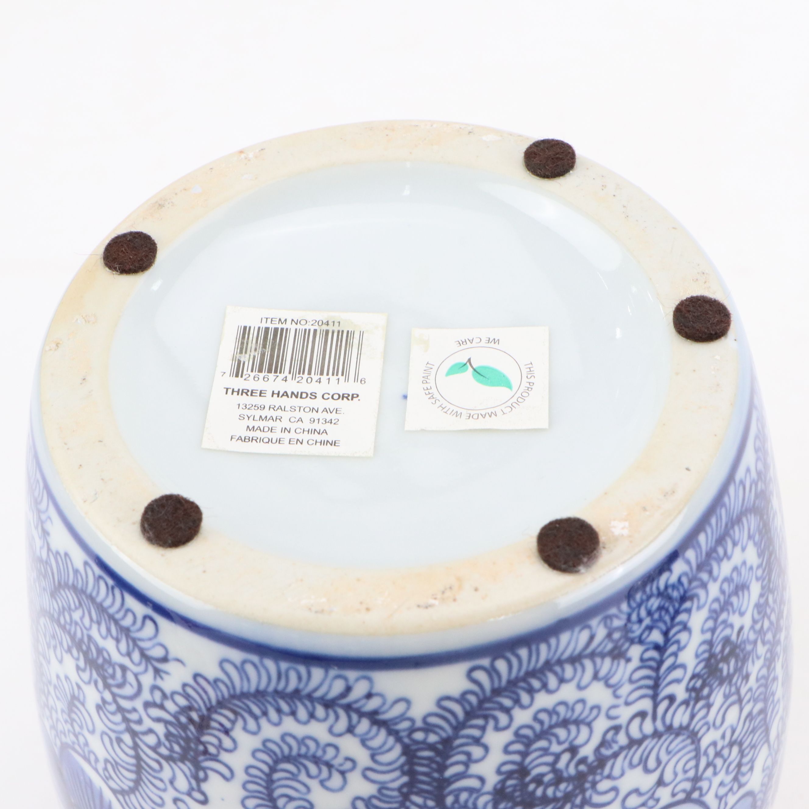 Blue and White Ceramic Double Happiness Chinese Ginger Jar and Vases