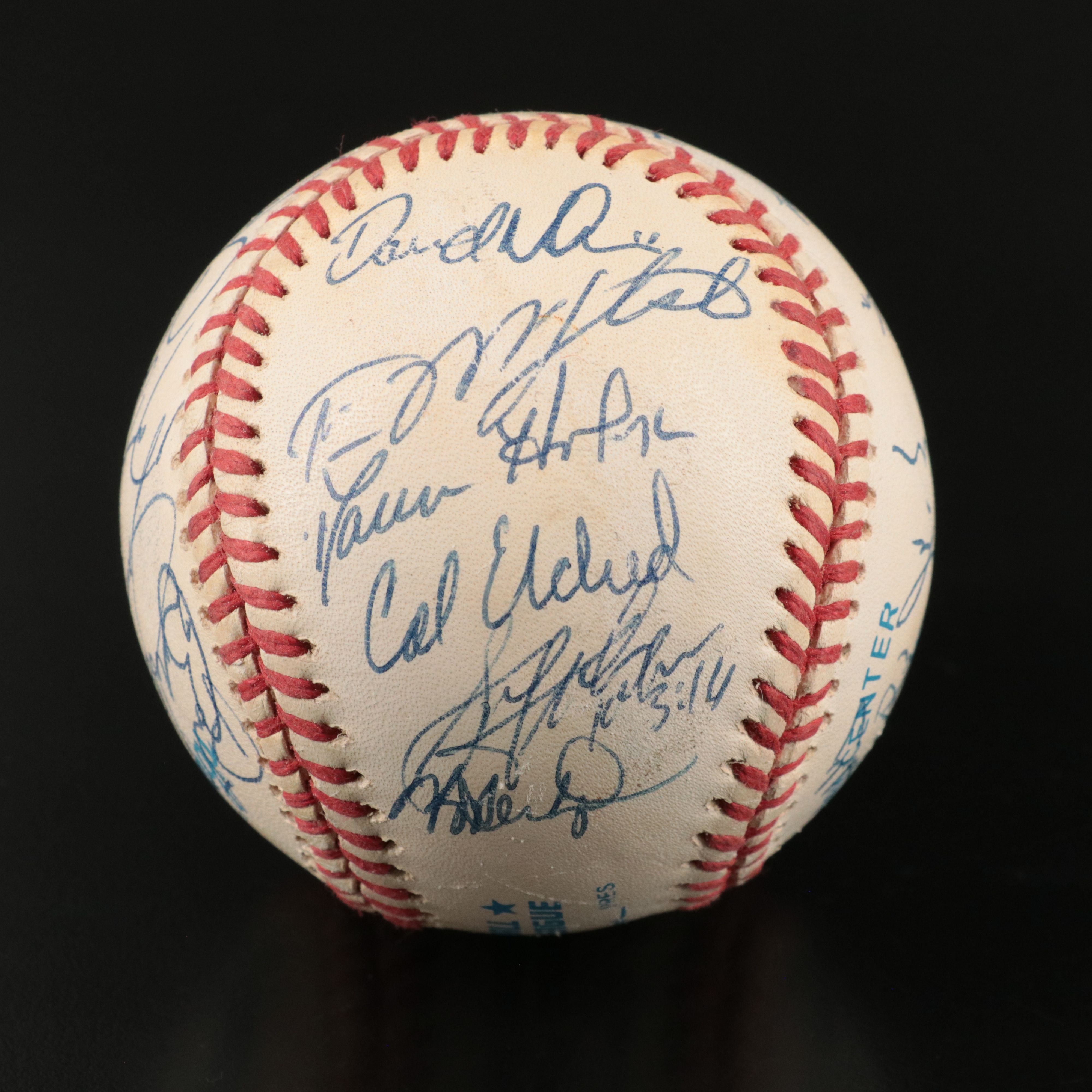 1992 Milwaukee Brewers Team Signed Baseball Featuring Robin Yount and More