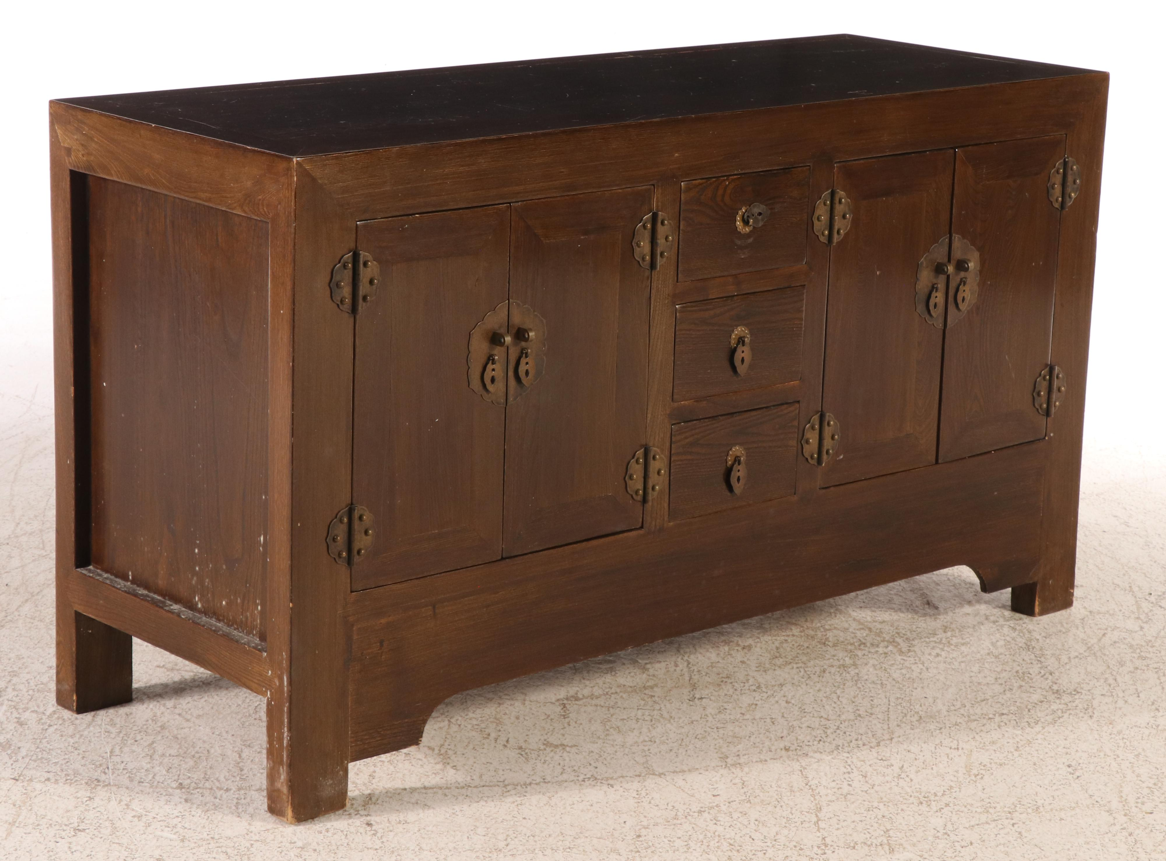 Chinese Style Wooden Chest of Drawers