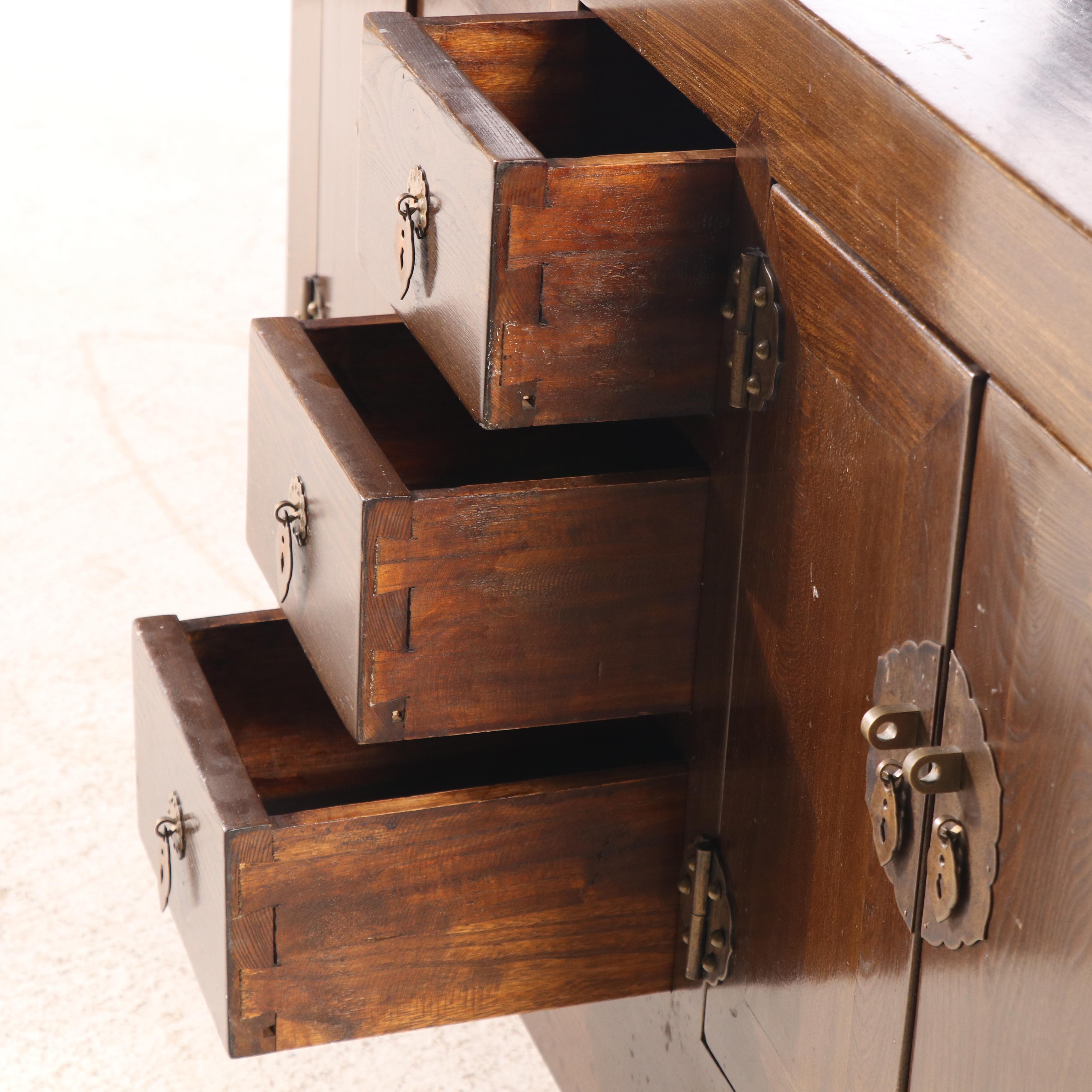 Chinese Style Wooden Chest of Drawers