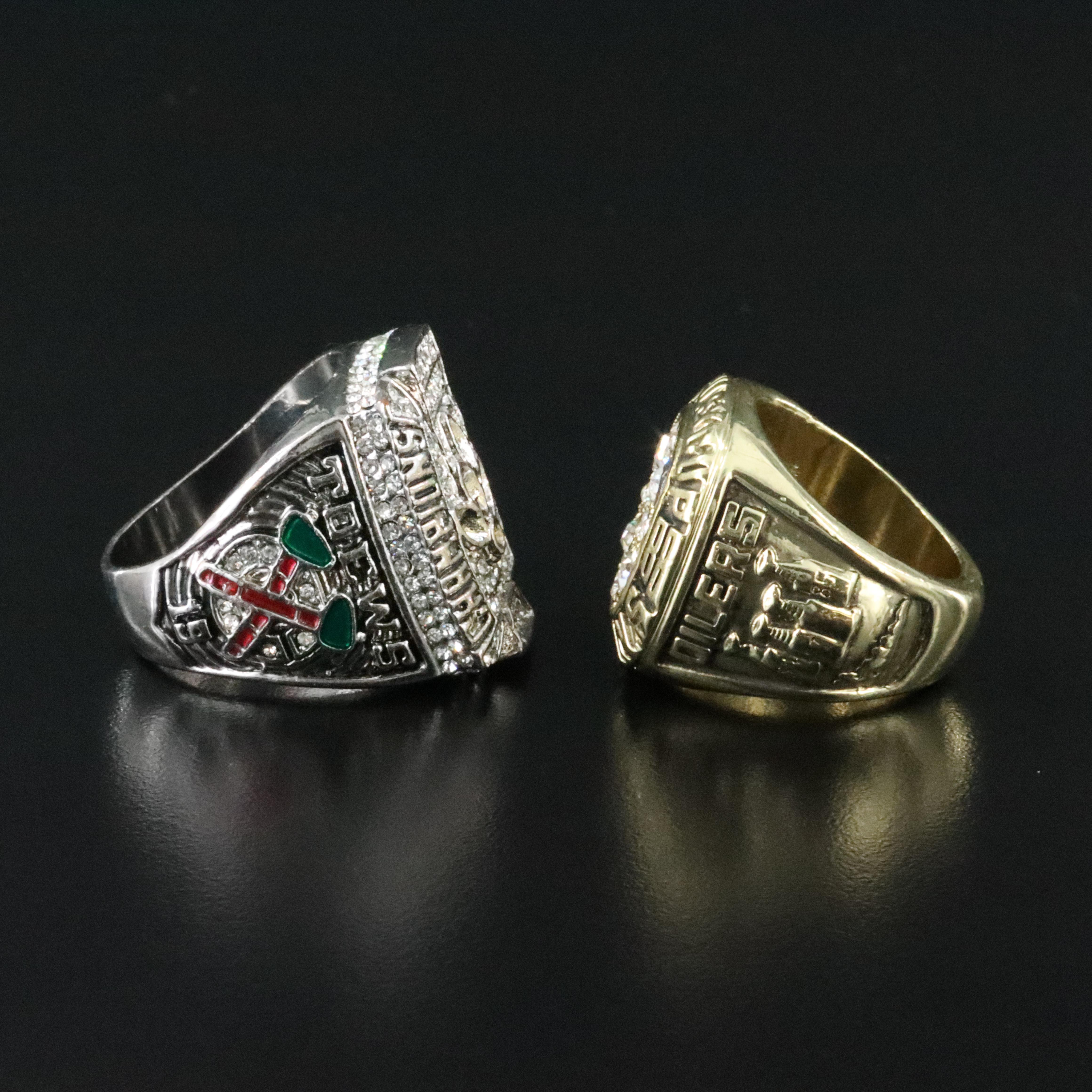 Replica Stanley Cup Championship Rings 1988 Oilers & 2010 Black Hawks