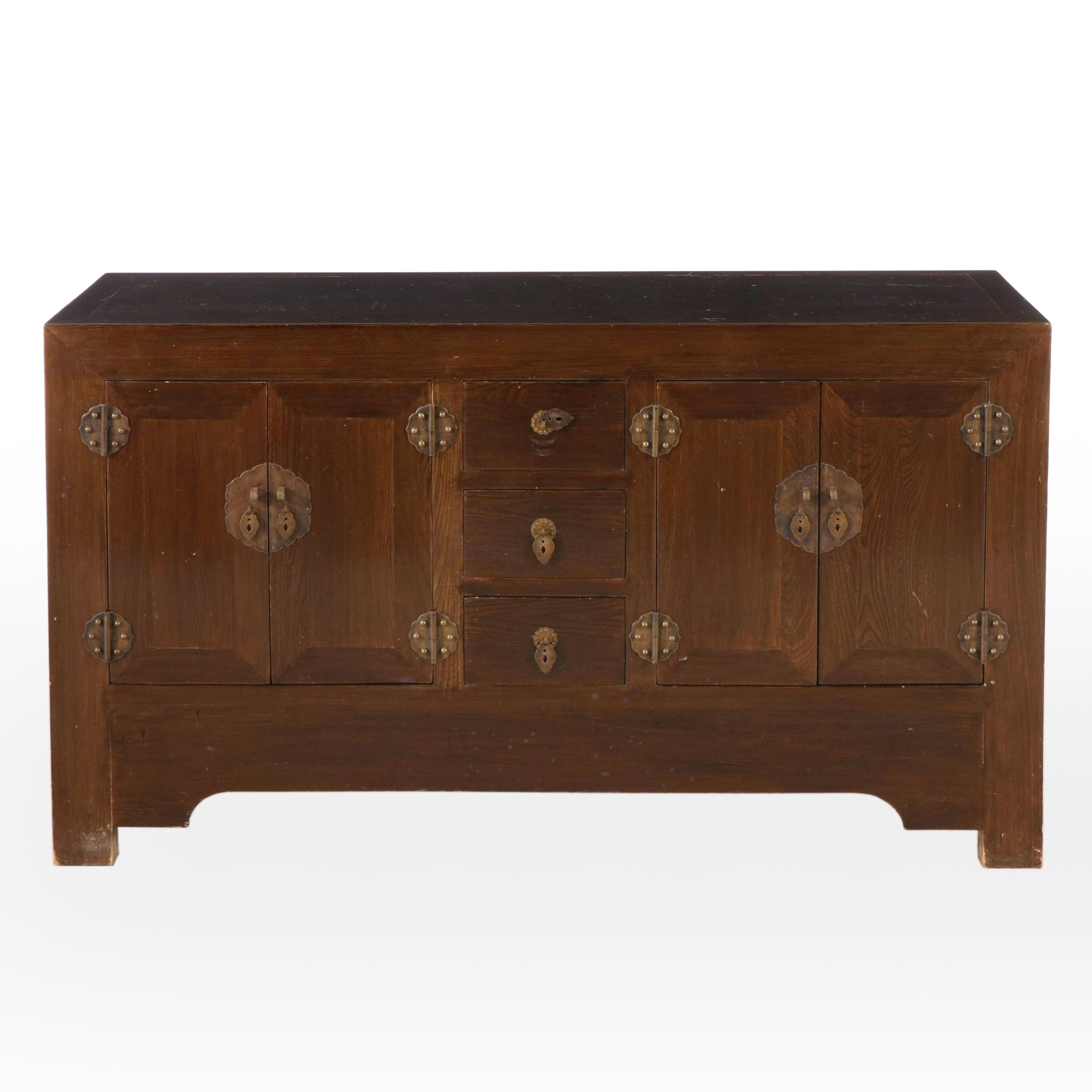 Chinese Style Wooden Chest of Drawers