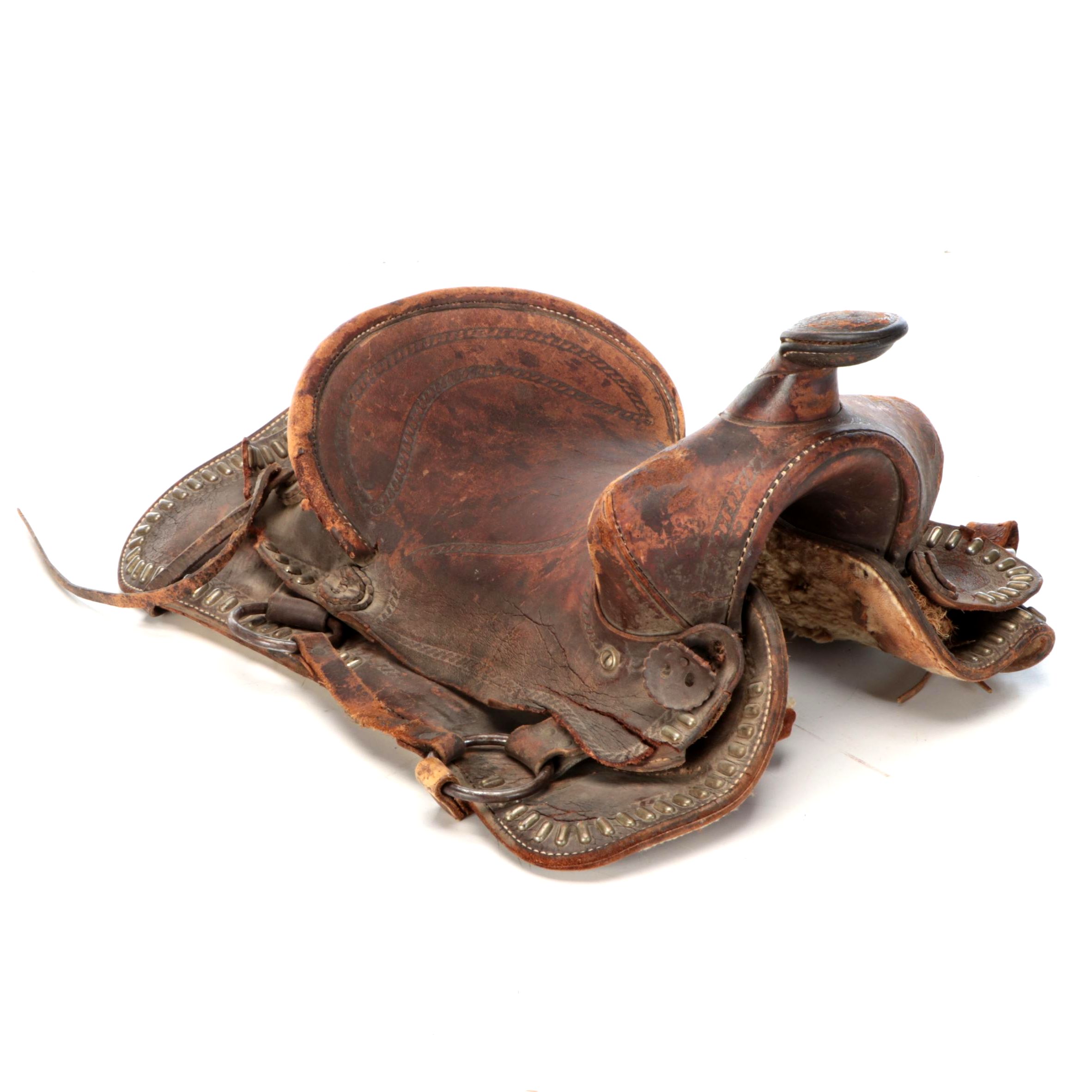 Metal Studded Leather Western Saddle