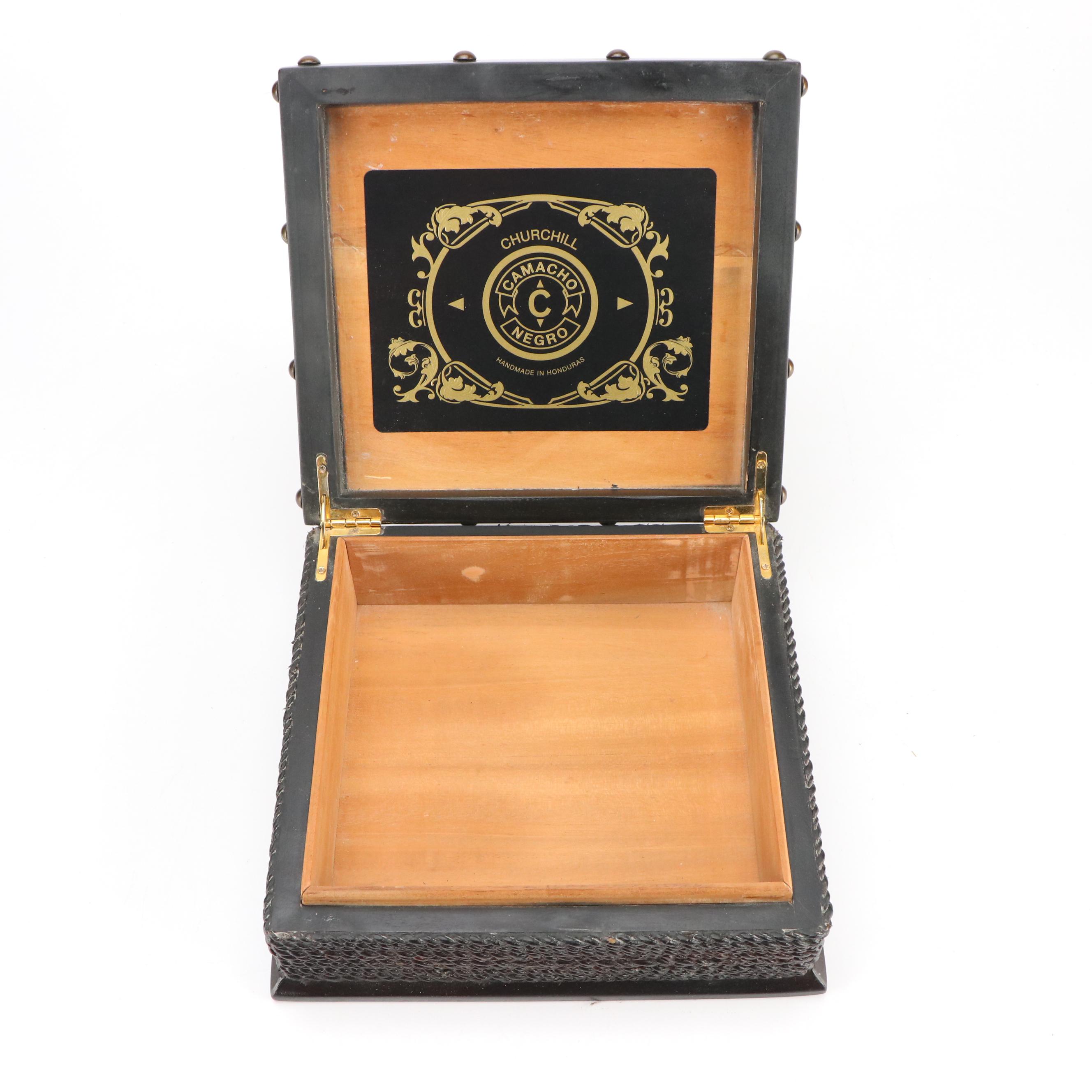 Camacho Negro Churchill Cigar Boxes
