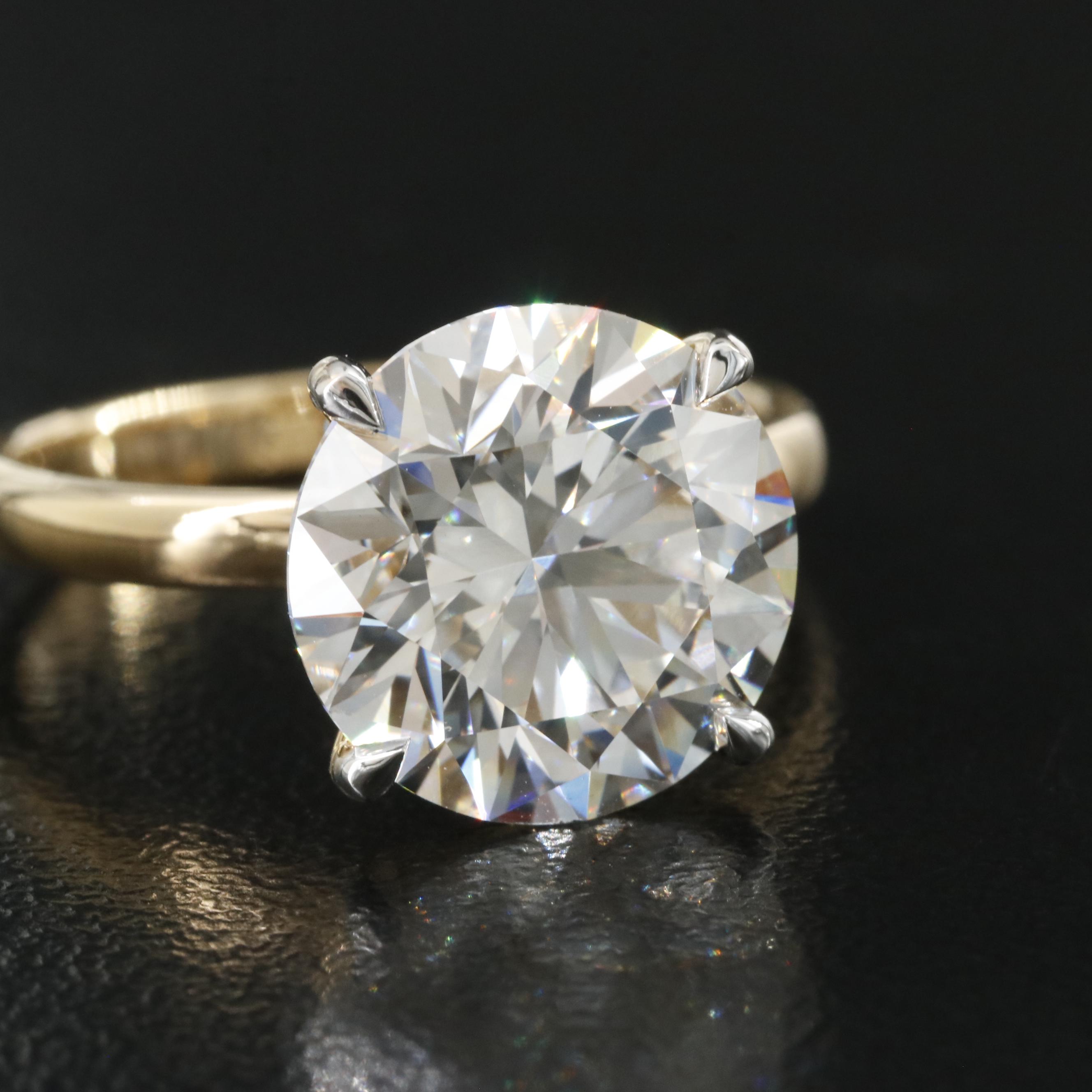18K 5.09 CT Lab Grown Diamond Solitaire Ring with IGI Report