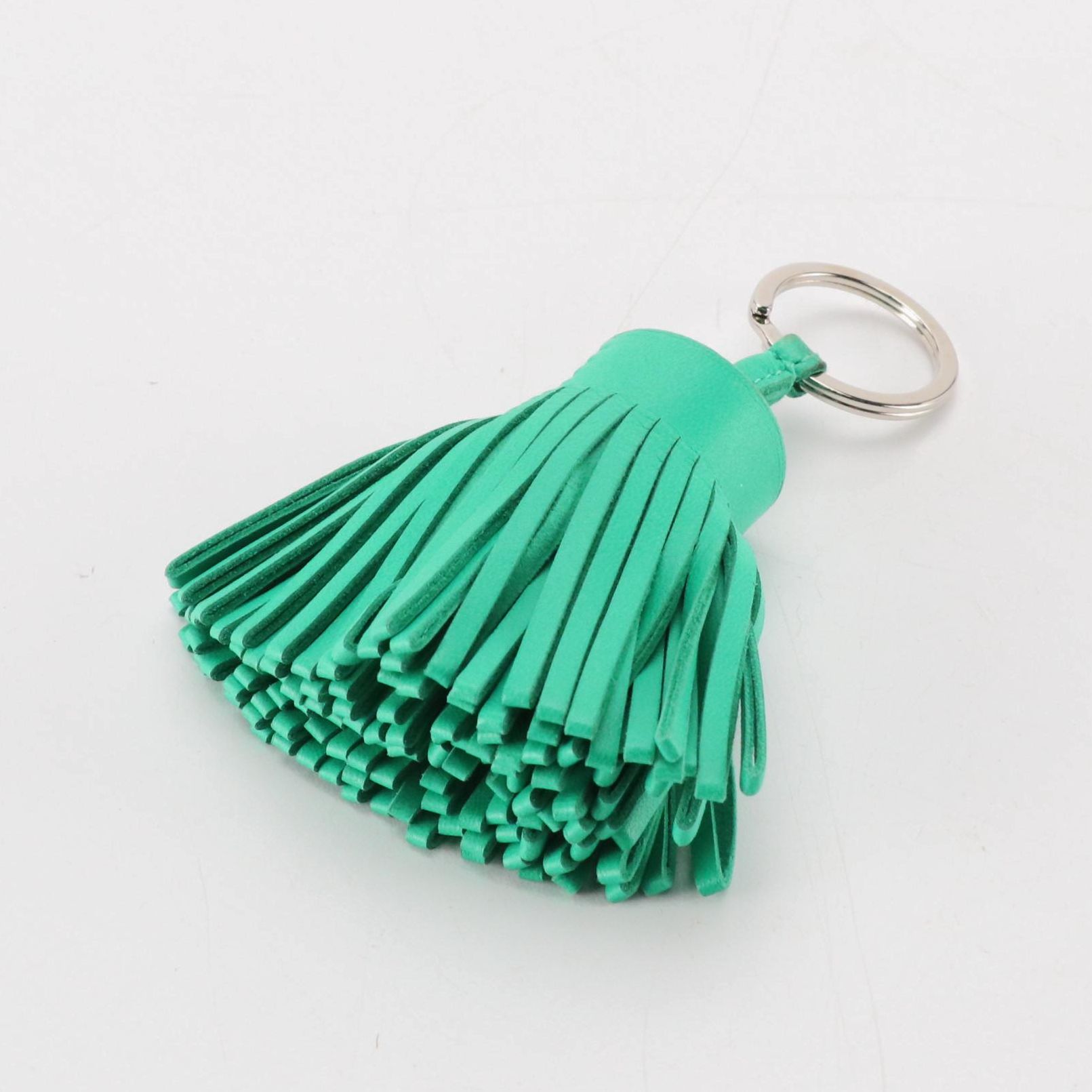 Hermès Carmen Tassel Key Ring/Bag Charm in Kelly Green Lambskin Leather