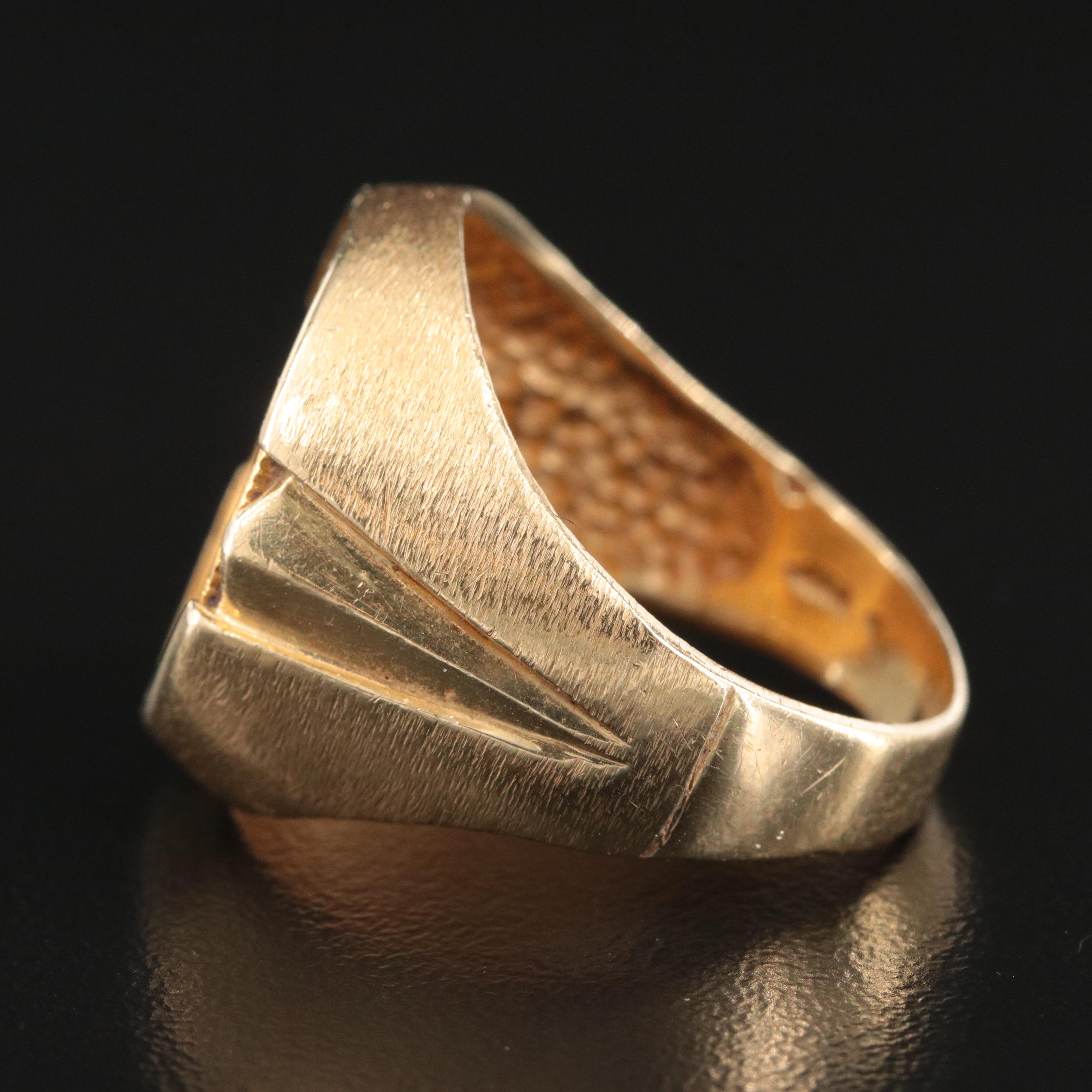 14K Ring with 1992 $5 1/10th Oz. Gold Eagle Bullion Coin