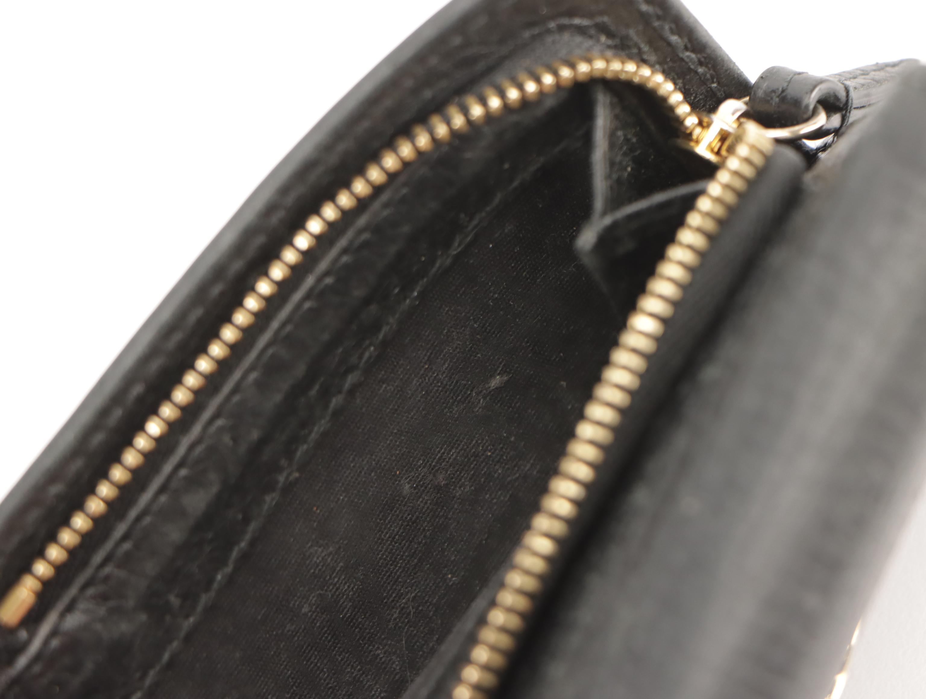 Gucci Marmont Mini Trifold Compact Wallet in Black Grained Calfskin Leather