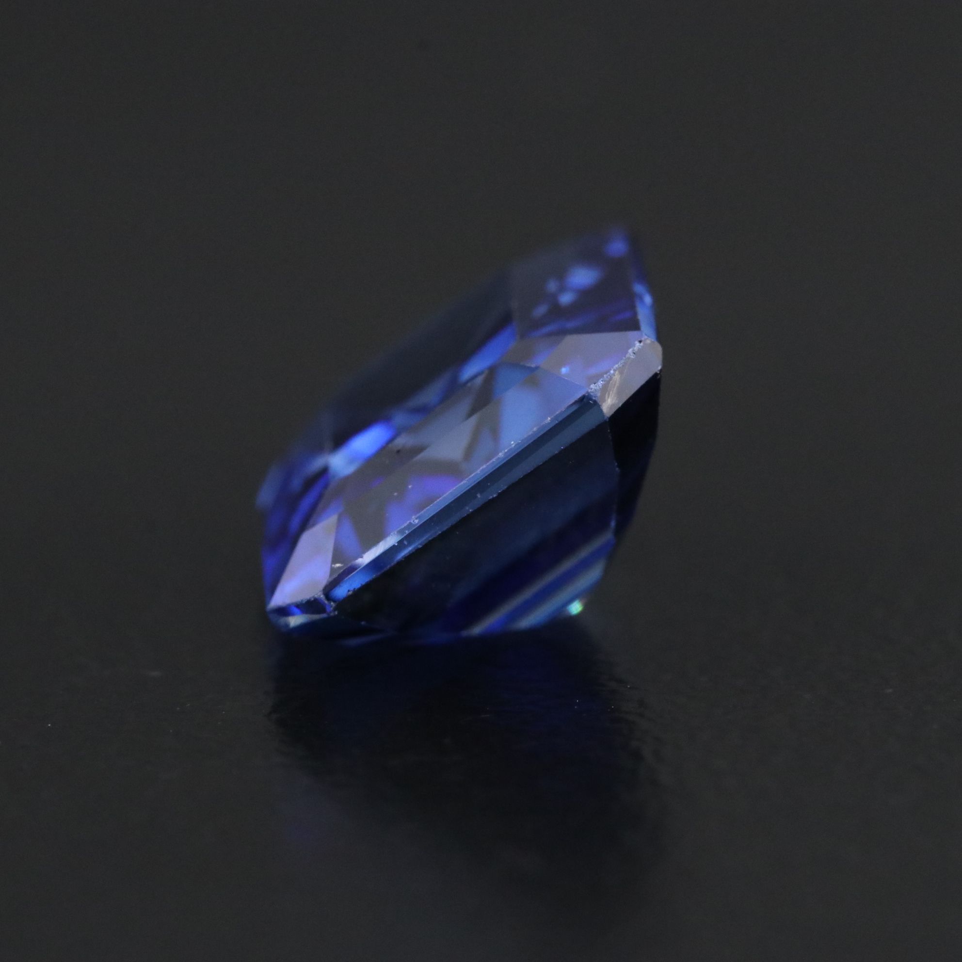 Loose 7.45 CT Lab Grown Sapphire
