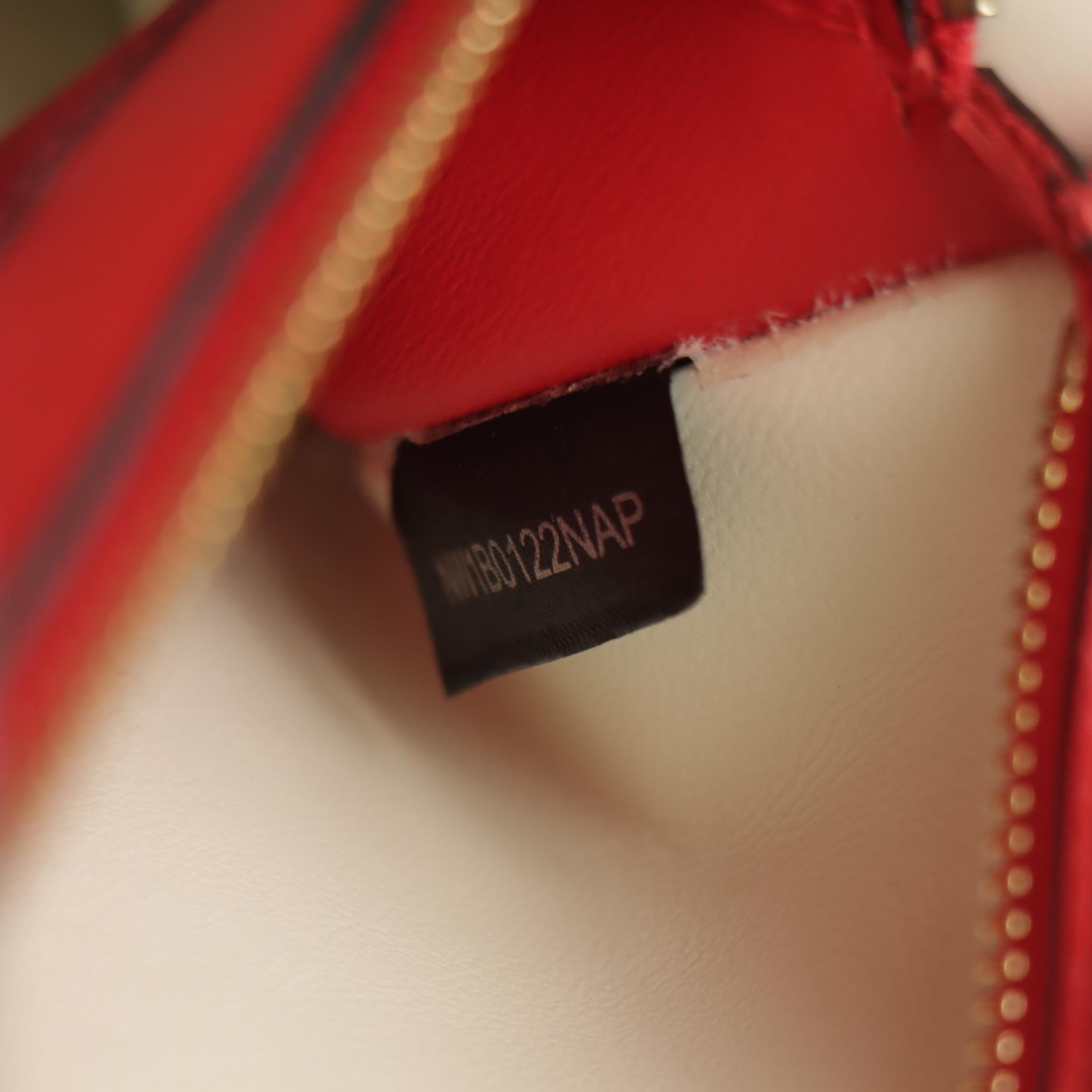 Valentino Garavani White Diamond Stitched Rockstud Spike Calfskin Two-Way Bag